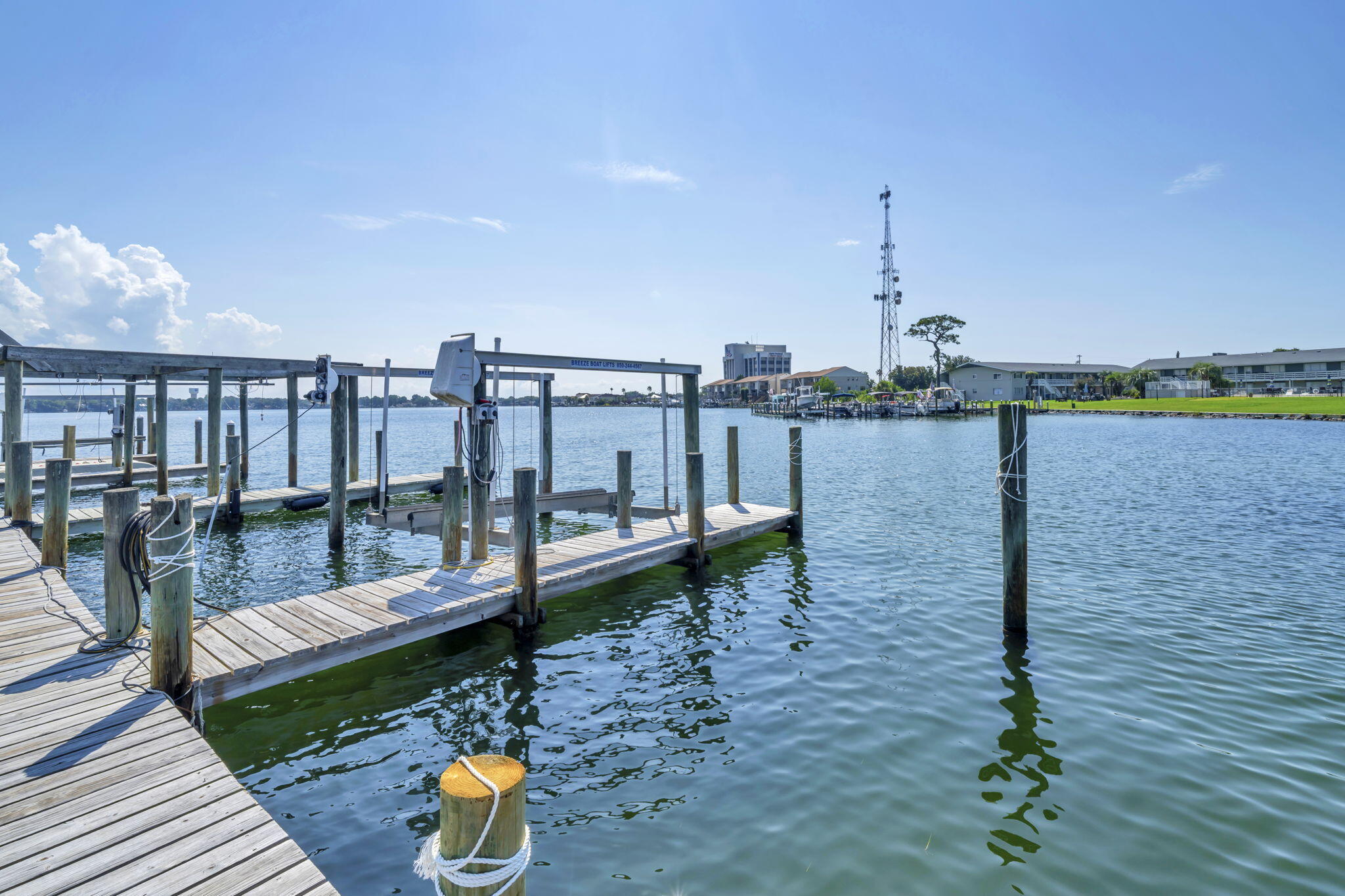 HARBOR T/H - Residential