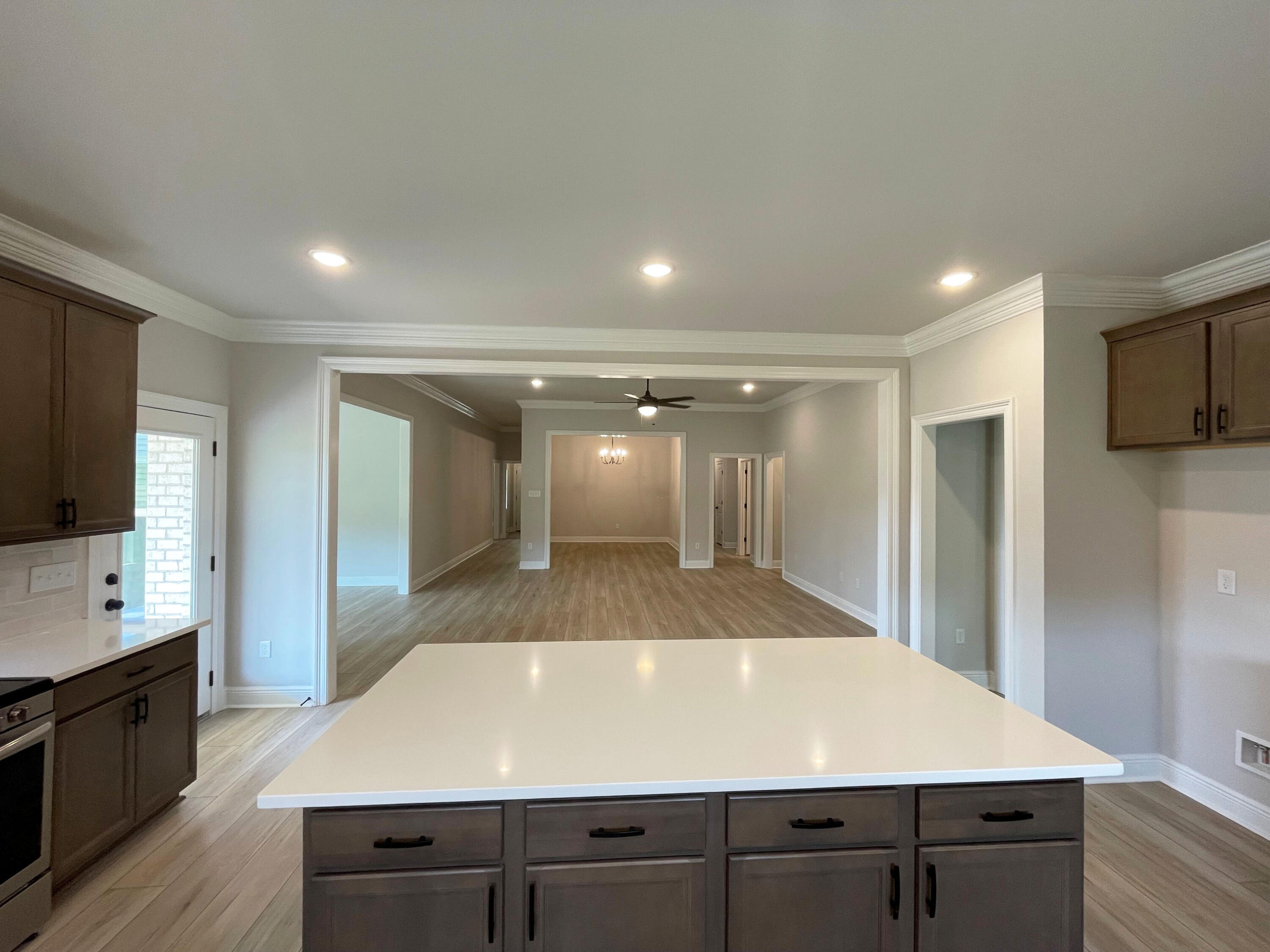 YOUNG OAKS - Residential
