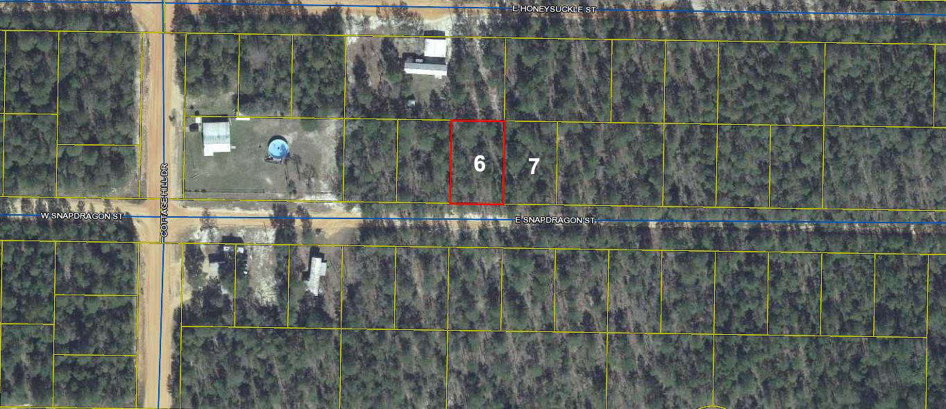 Wooded lots in the fast growing Mossy Head area, approximately 10 minutes from historic downtown DeFuniak Springs, voted the Best Small Town in Florida by MainStreet USA.
