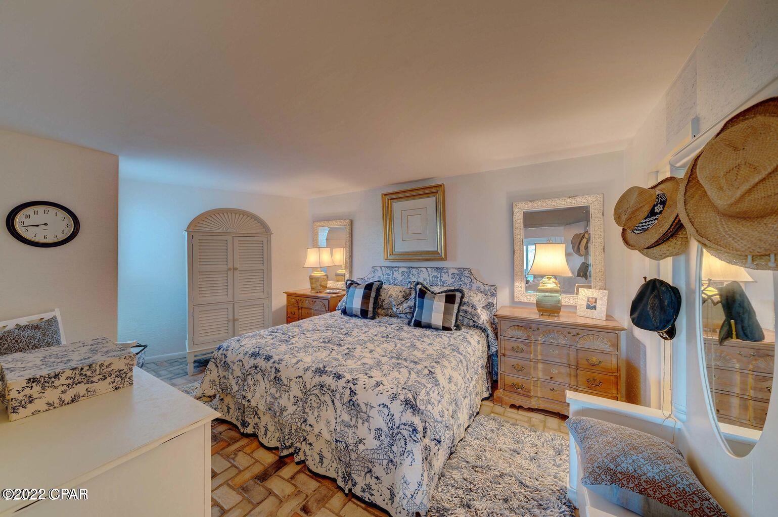 Bay Point Harbour Villas - Residential