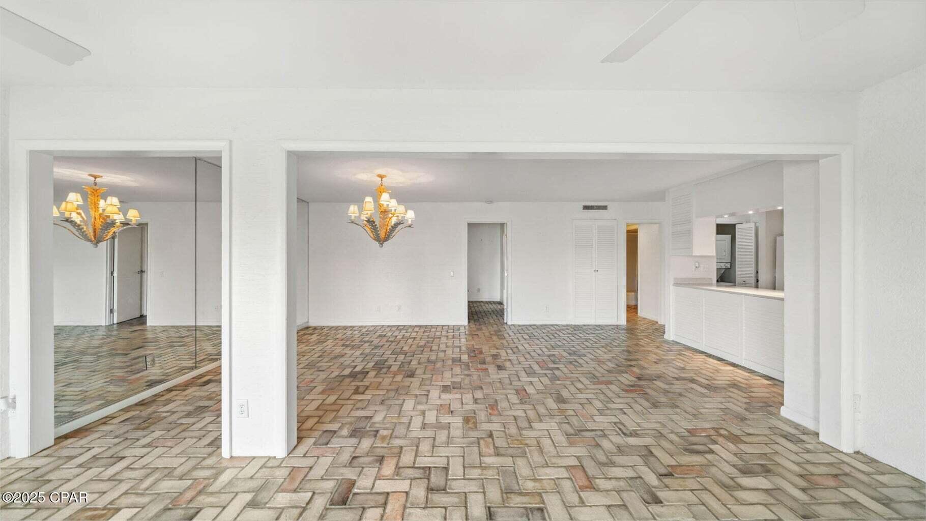 Bay Point Harbour Villas - Residential