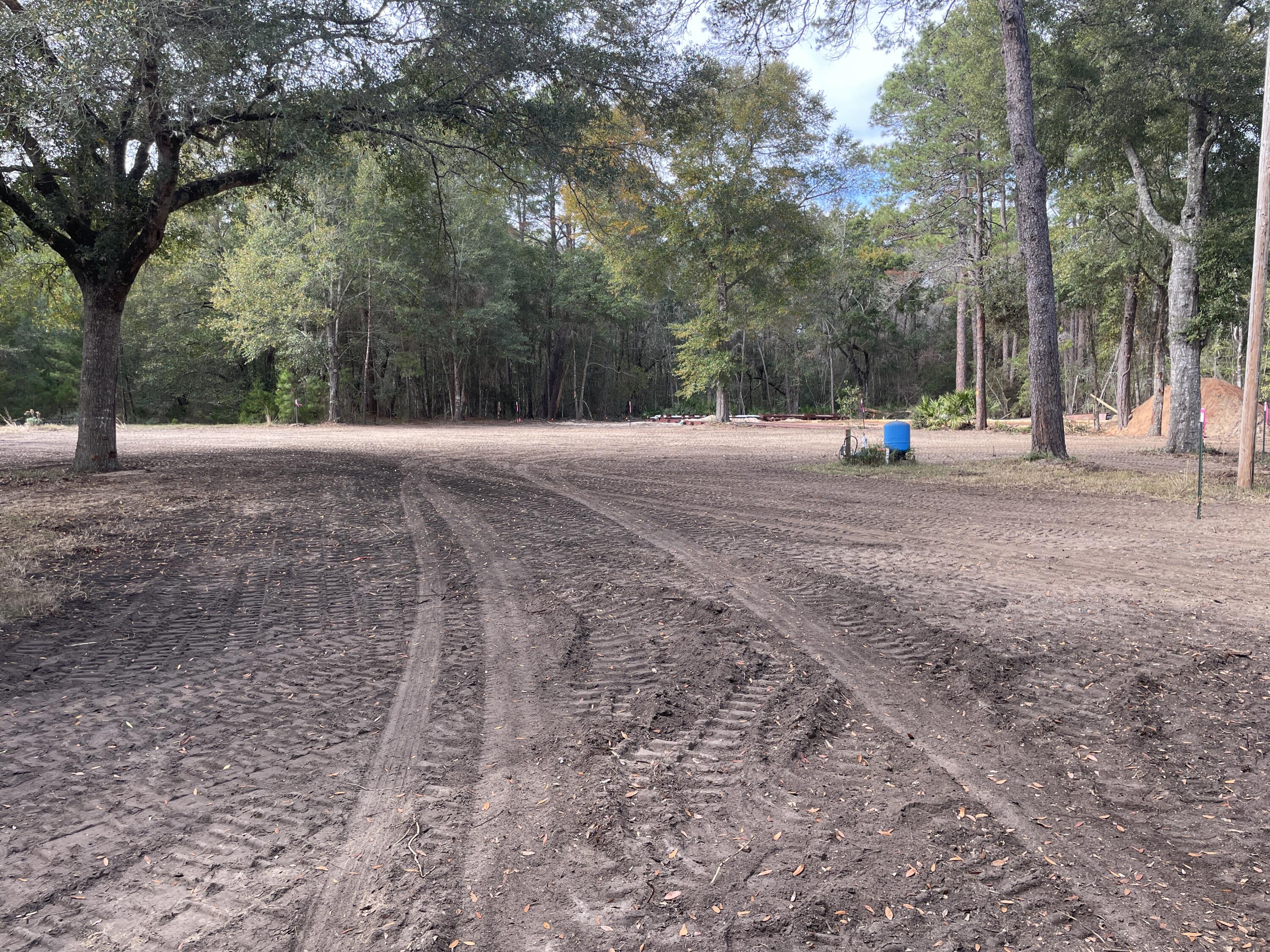 PEACHTREE HEIGHTS - Land