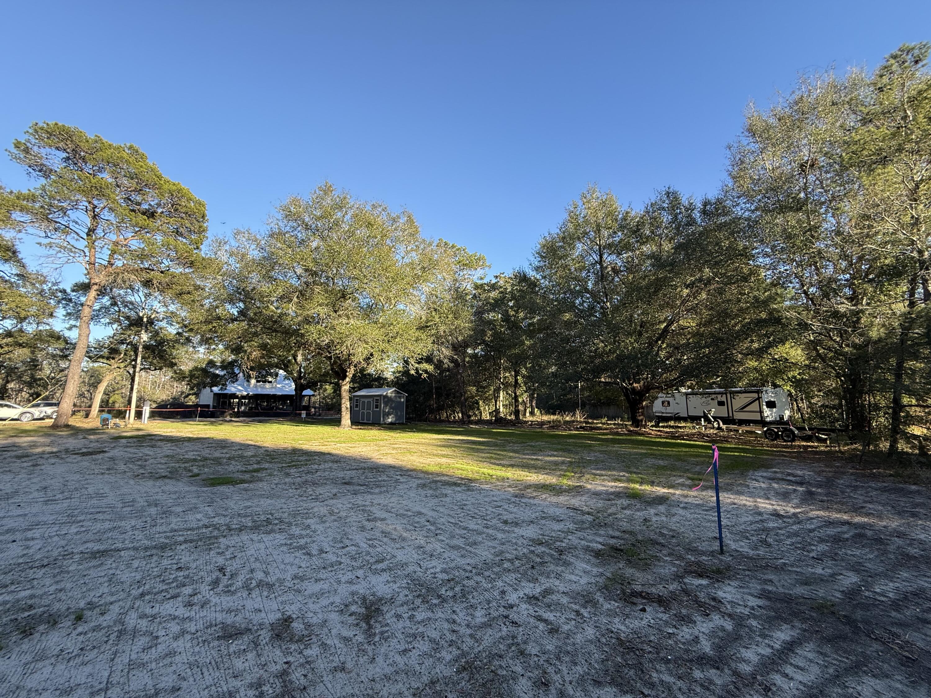 PEACHTREE HEIGHTS - Land