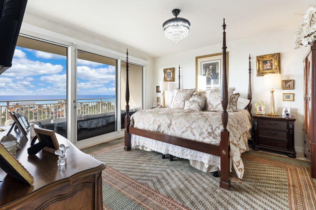 STERLING SHORES CODOMINIUMS - Residential