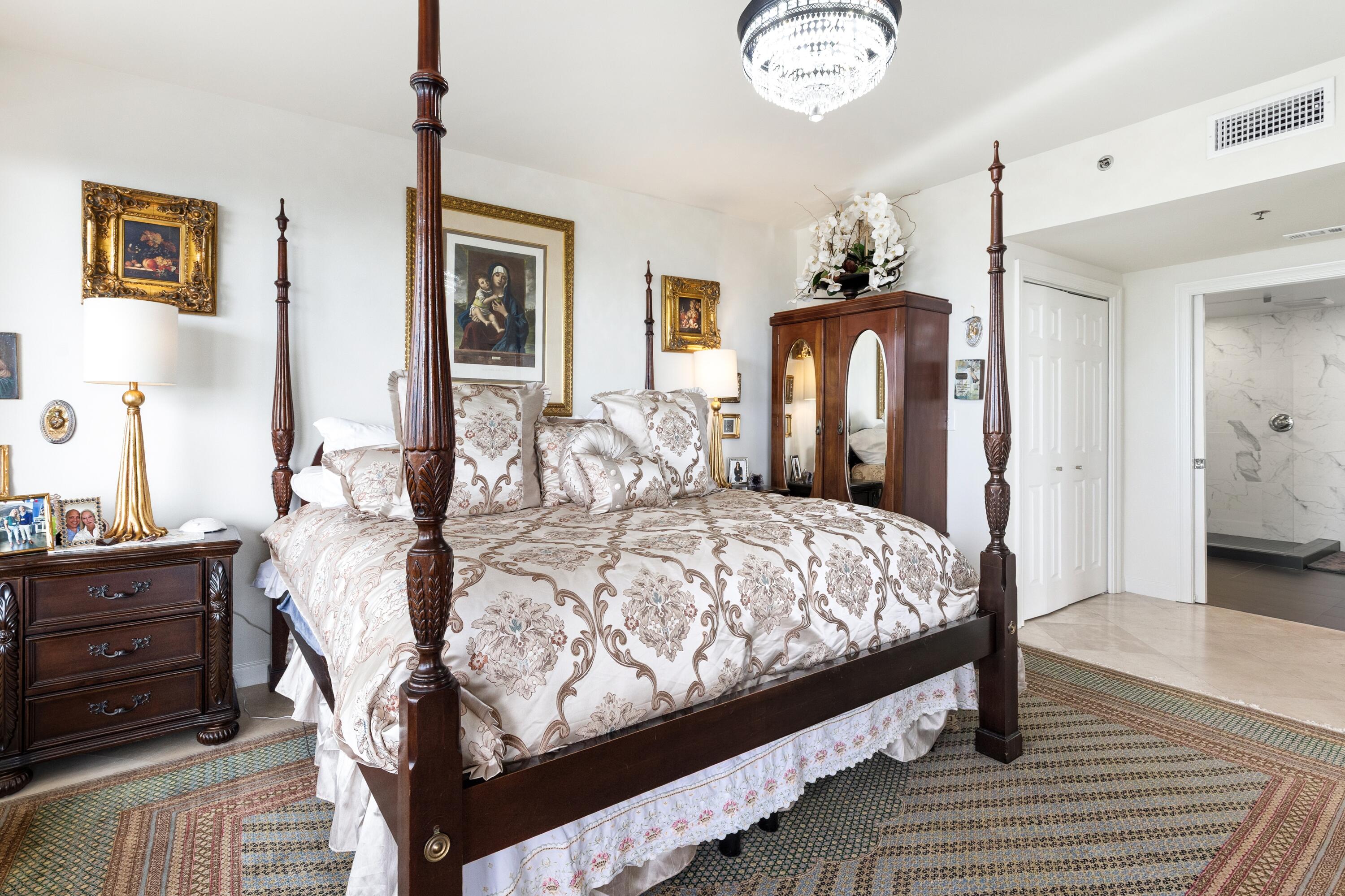 STERLING SHORES CODOMINIUMS - Residential