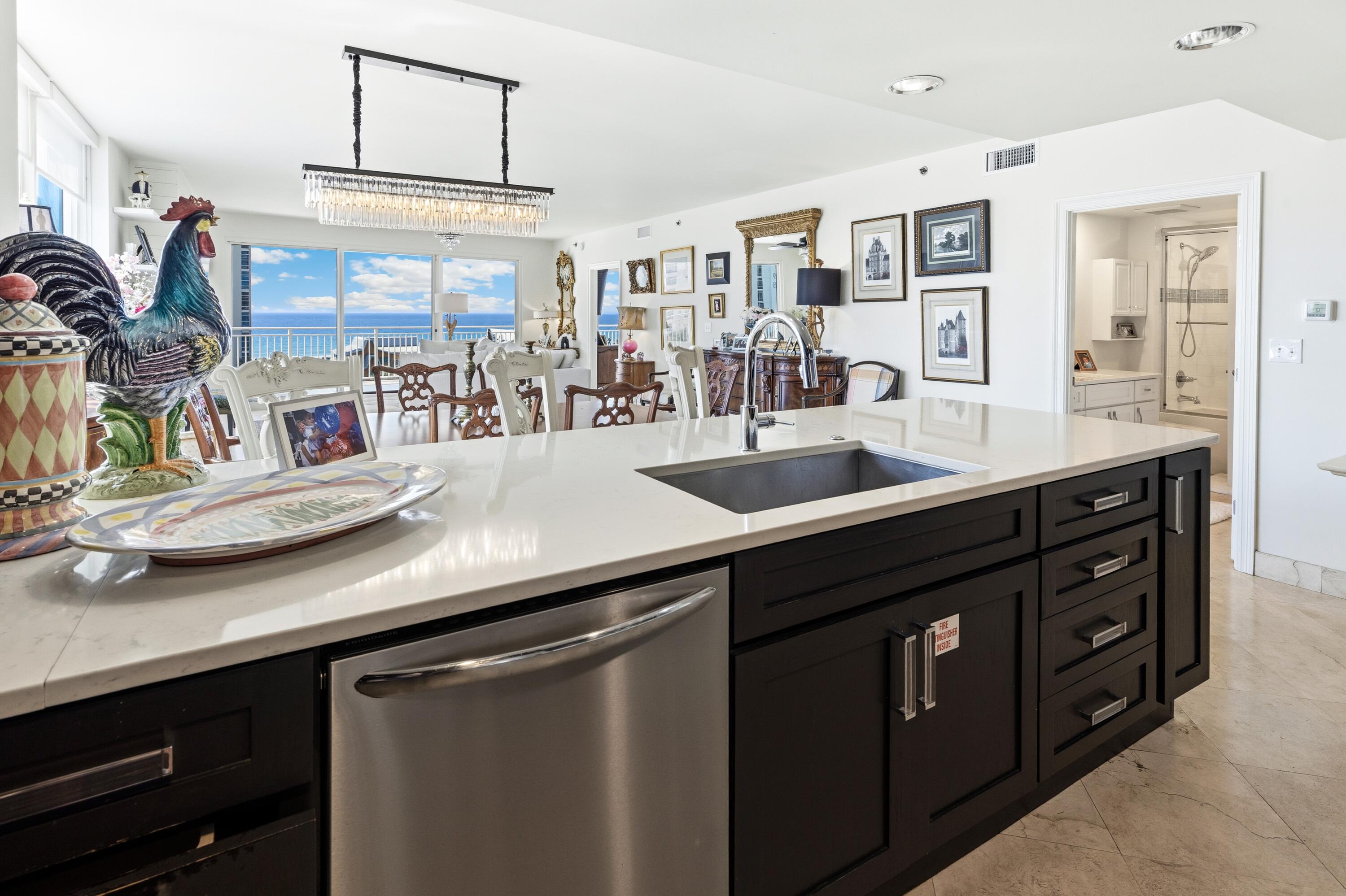 STERLING SHORES CODOMINIUMS - Residential