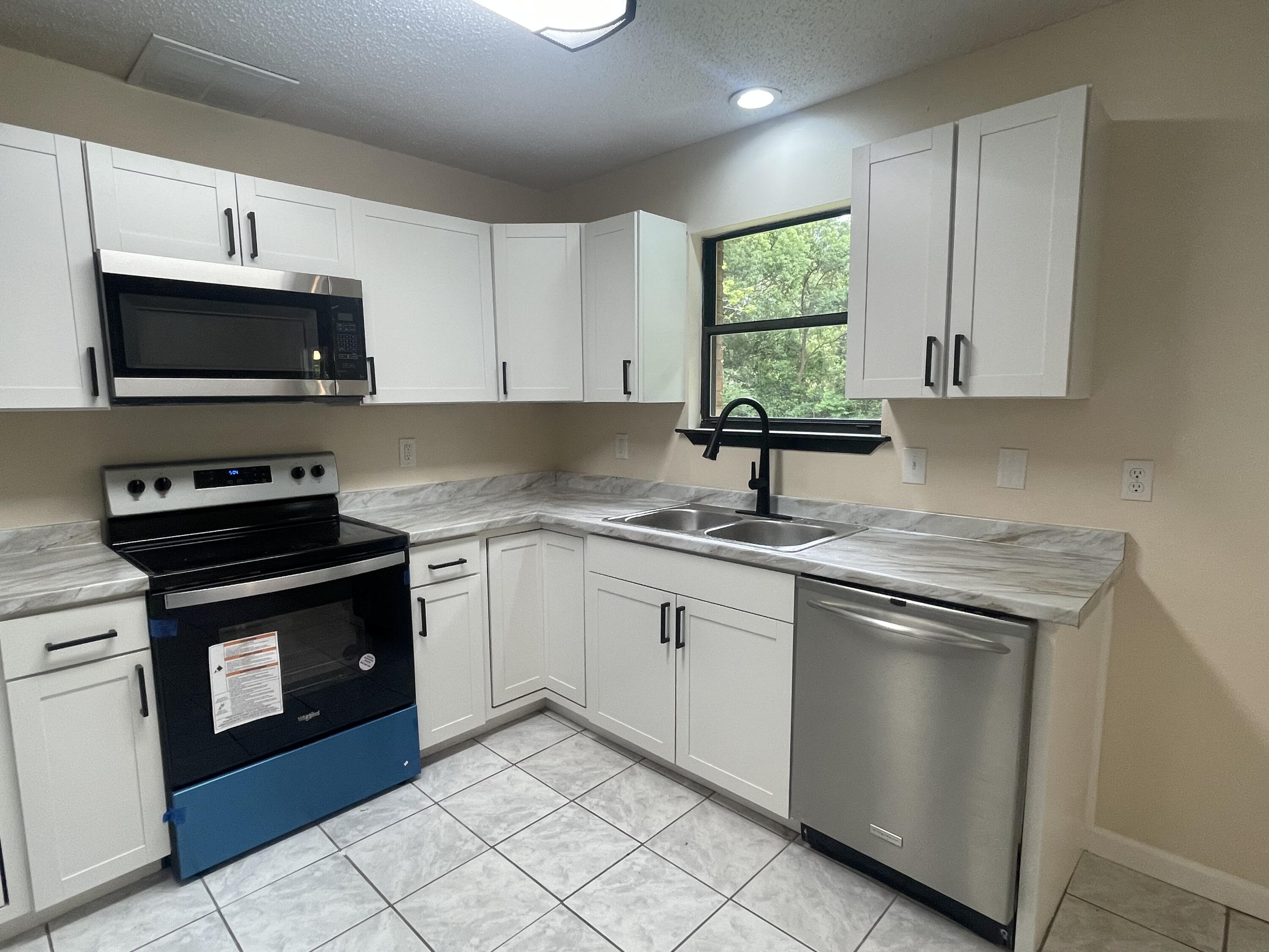 SALANA HEIGHTS - Residential