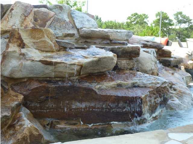 HIGHLAND PARKS - Residential