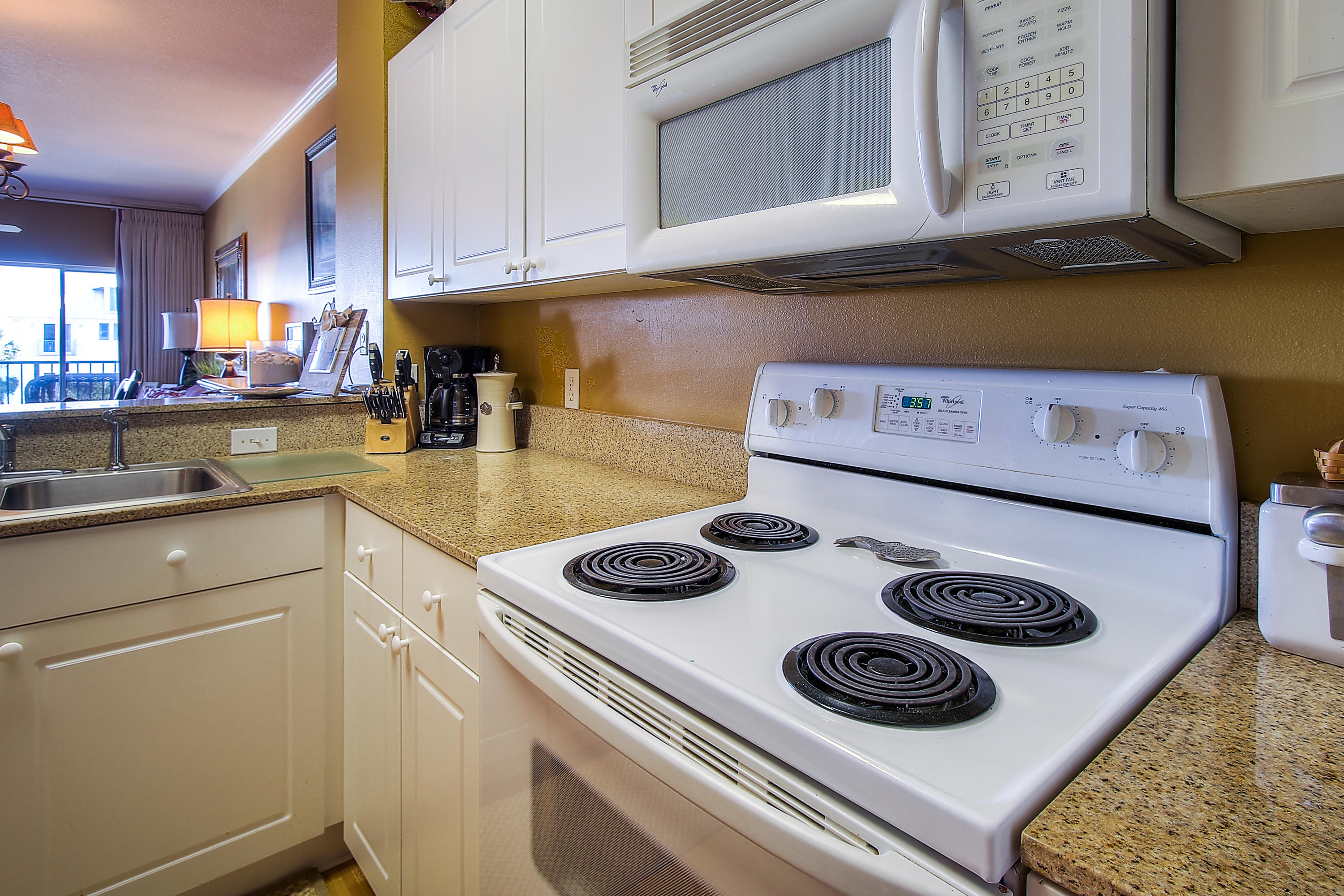 EMERALD WATERS - Residential