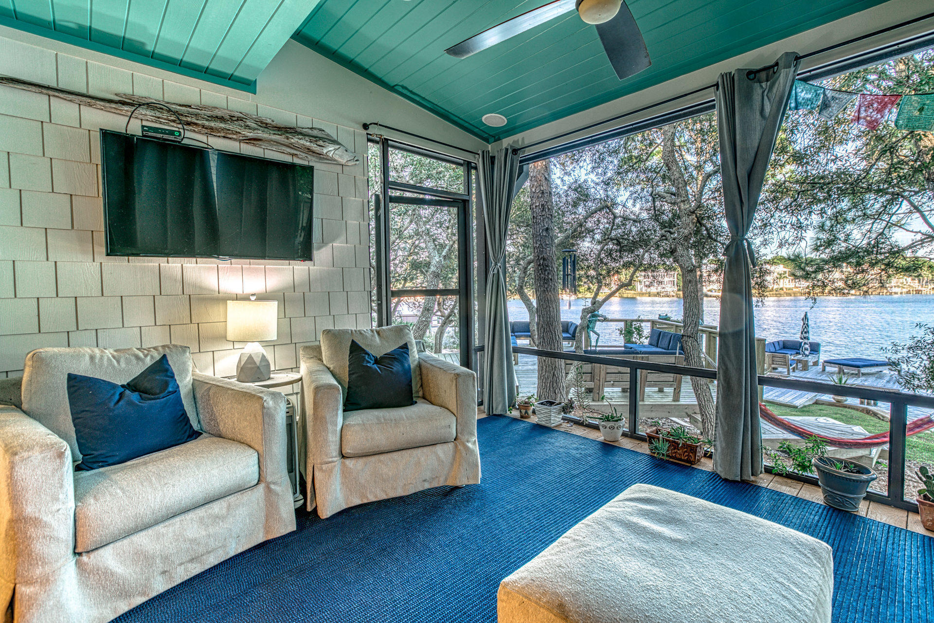 EASTERN LAKE S/D - Residential