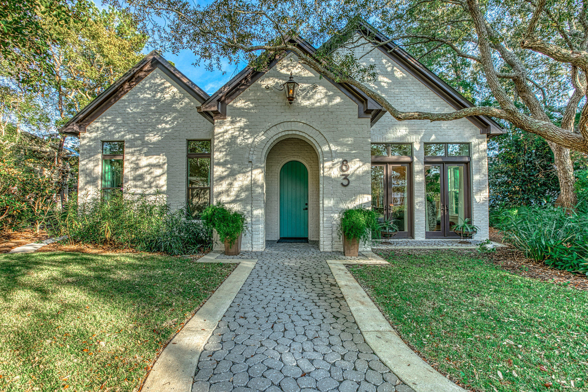 EASTERN LAKE S/D - Residential