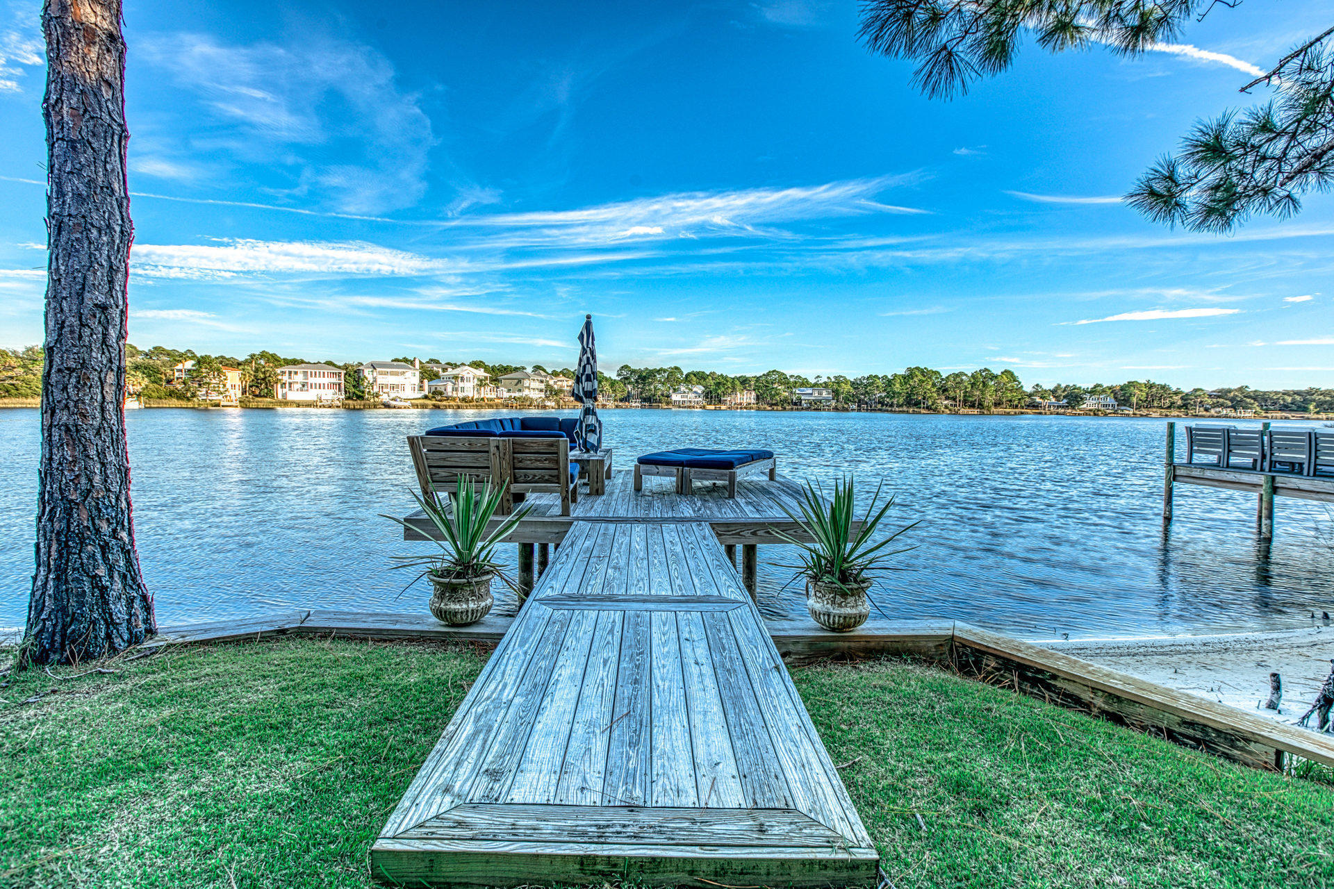 EASTERN LAKE S/D - Residential