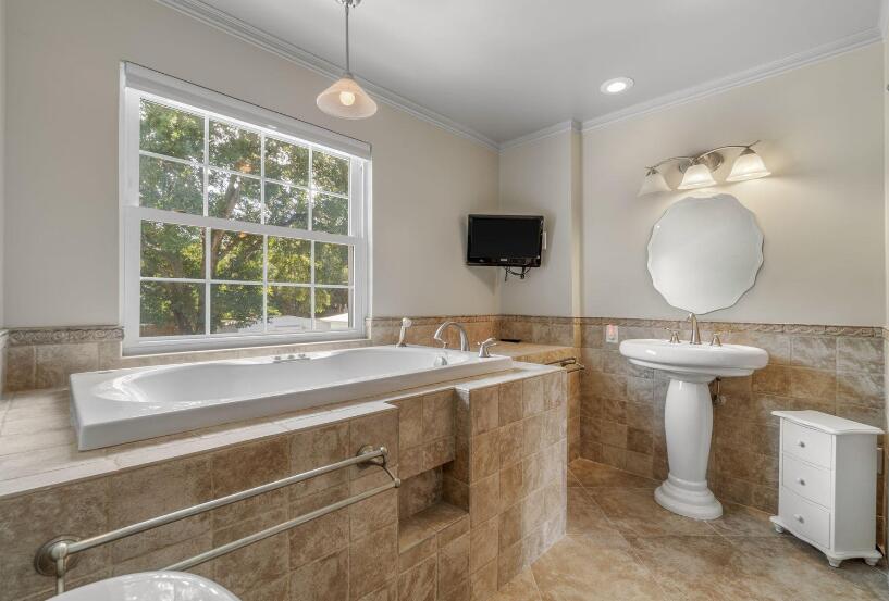 SPENCERS CROSSING - Residential