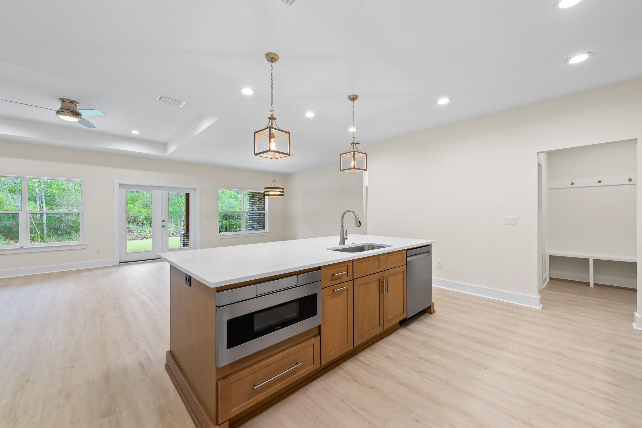 HOLLEY BY THE SEA - Residential