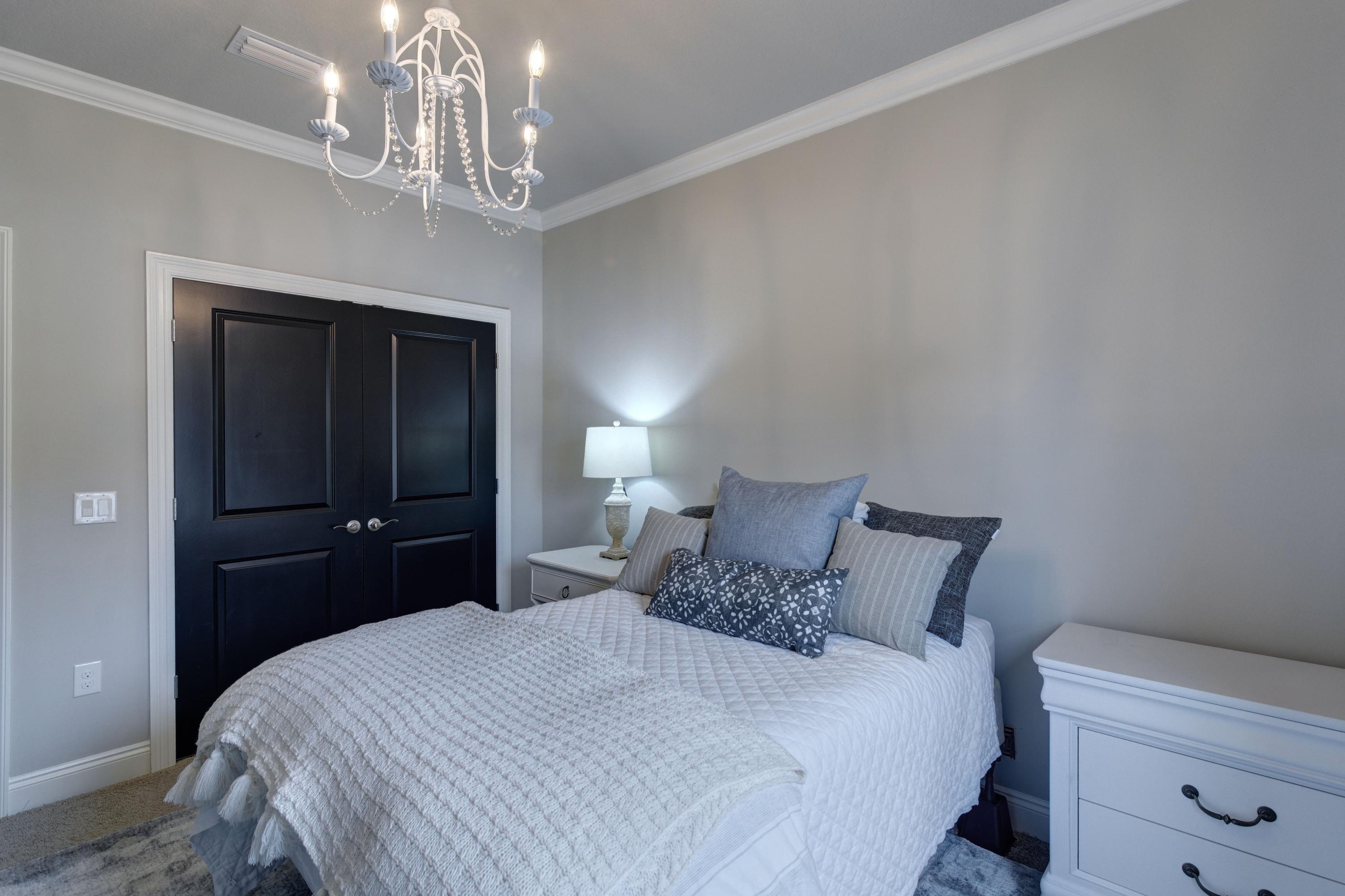 NAVARRE S/D 2ND ADDN - Residential