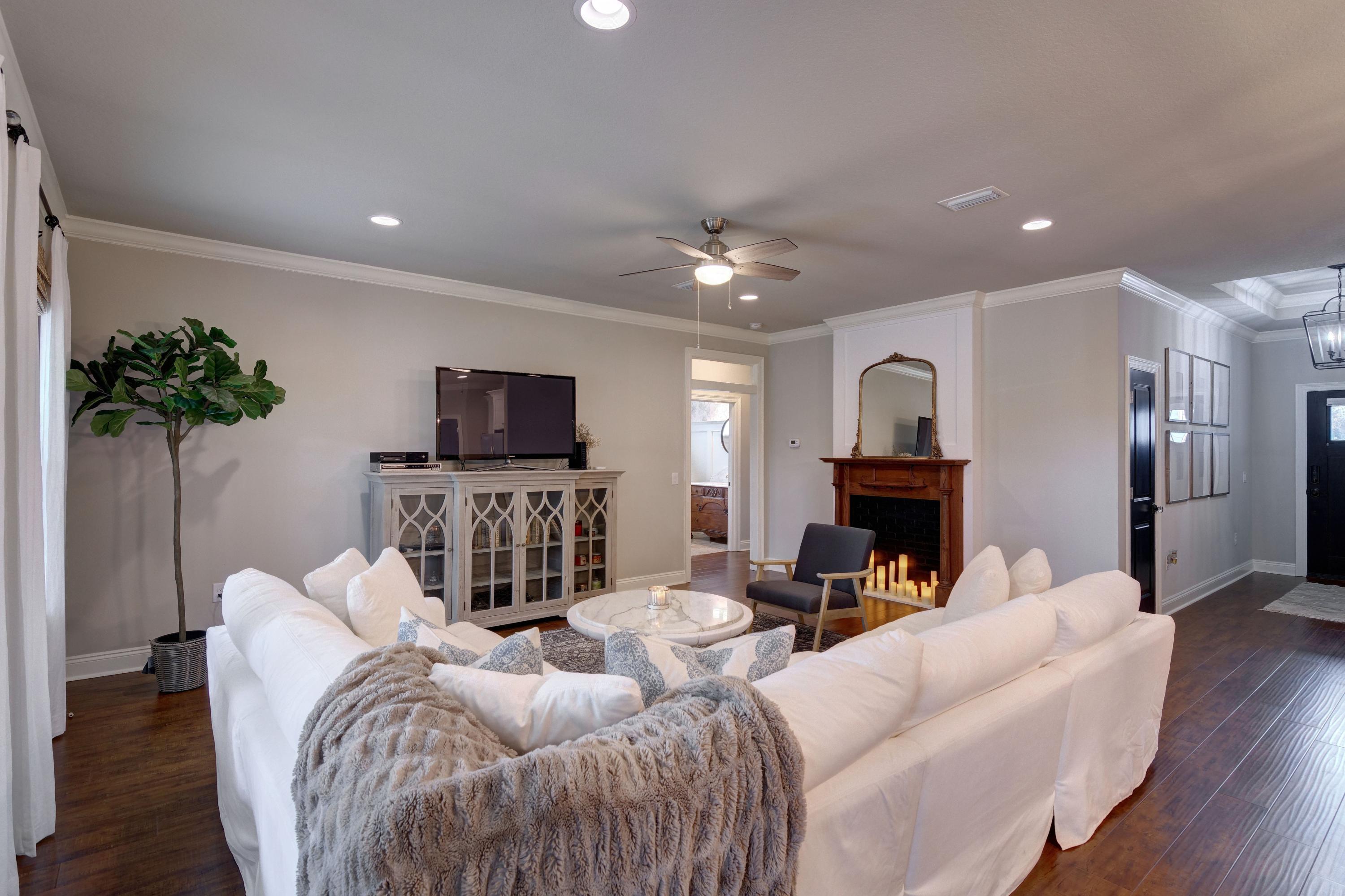 NAVARRE S/D 2ND ADDN - Residential