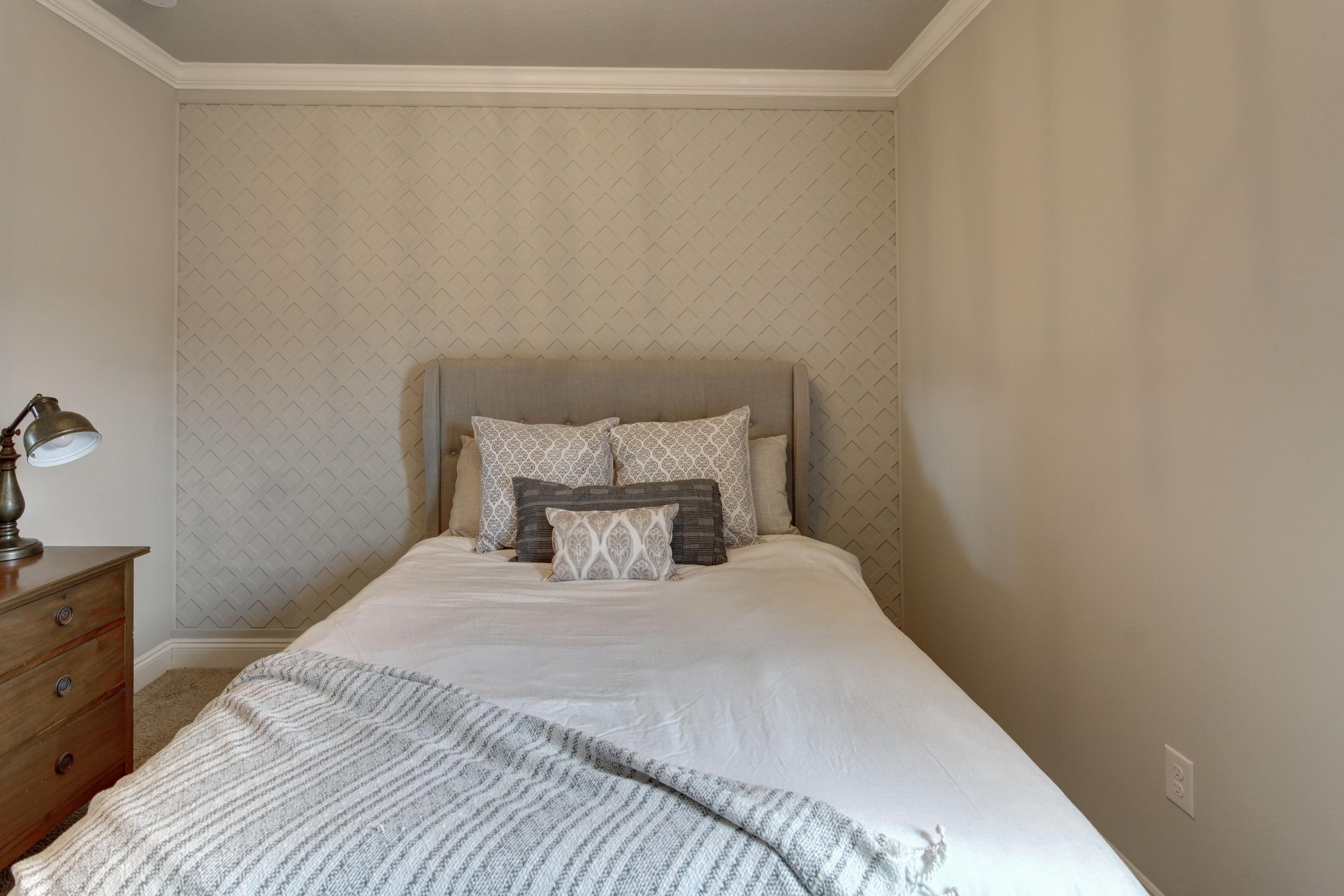 NAVARRE S/D 2ND ADDN - Residential