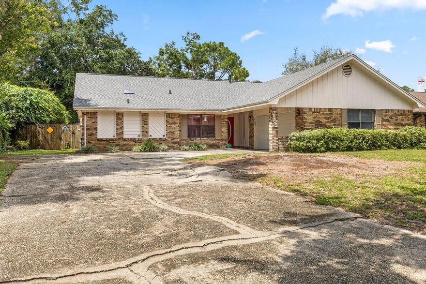 Say hello to this well maintained, inviting home in one of the most desirable Navarre neighborhoods. Quiet, quaint, & cozy. Boasting 2000+ sq ft, 3 nicely sized bedrooms, 2 full bathrooms, and enclosed Florida room; this home has so much potential. New roof!! Newer HVAC and Water heater as well, helping with insurance costs. Minutes from the newly built Publix along with an adorable library and an 8 minute drive to Hurlburt Field gates! Convenience at its finest. This house is waiting for you to make it a home. The bones are good & the possibilities are endless when it comes to designing a space you truly call your own. Ample storage. Huge backyard. A DREAM! Call your fav realtor today! Don't miss out :