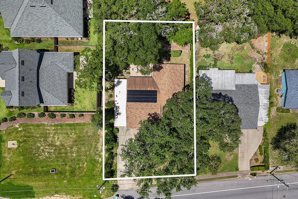 CREEKSIDE 3 - Residential