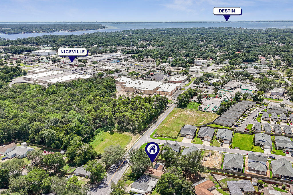 CREEKSIDE 3 - Residential