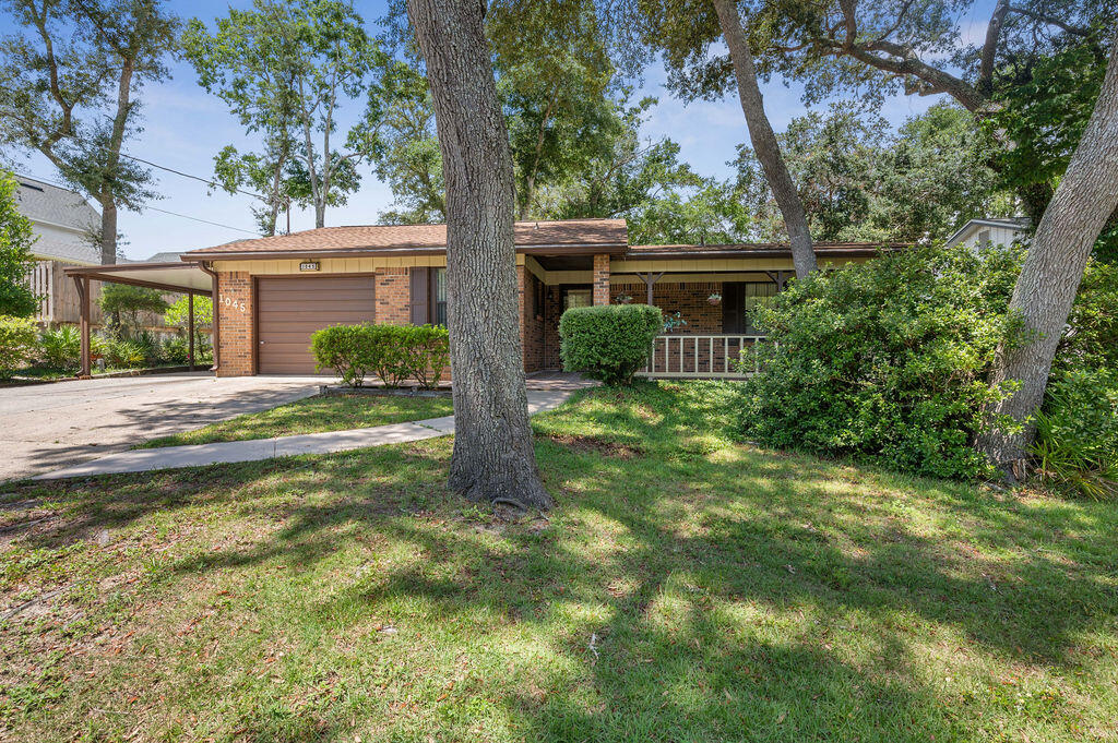 CREEKSIDE 3 - Residential
