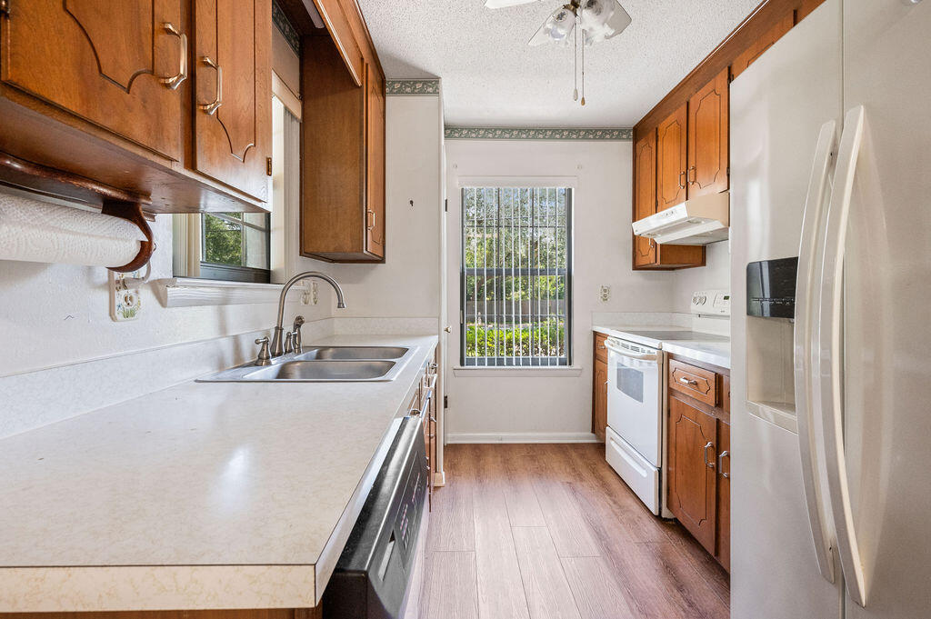 CREEKSIDE 3 - Residential