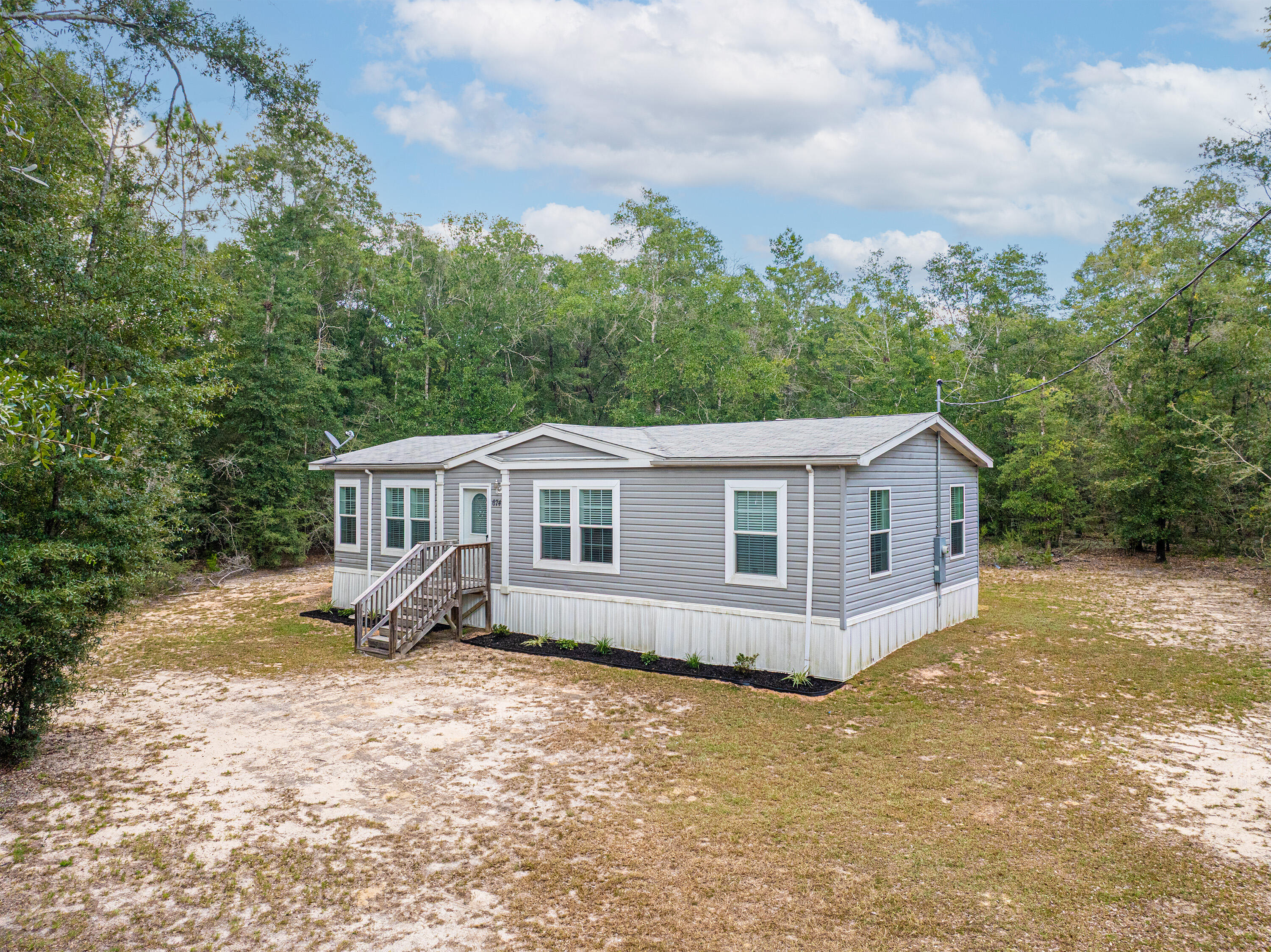 COUNTRY MANOR ESTATES - Residential