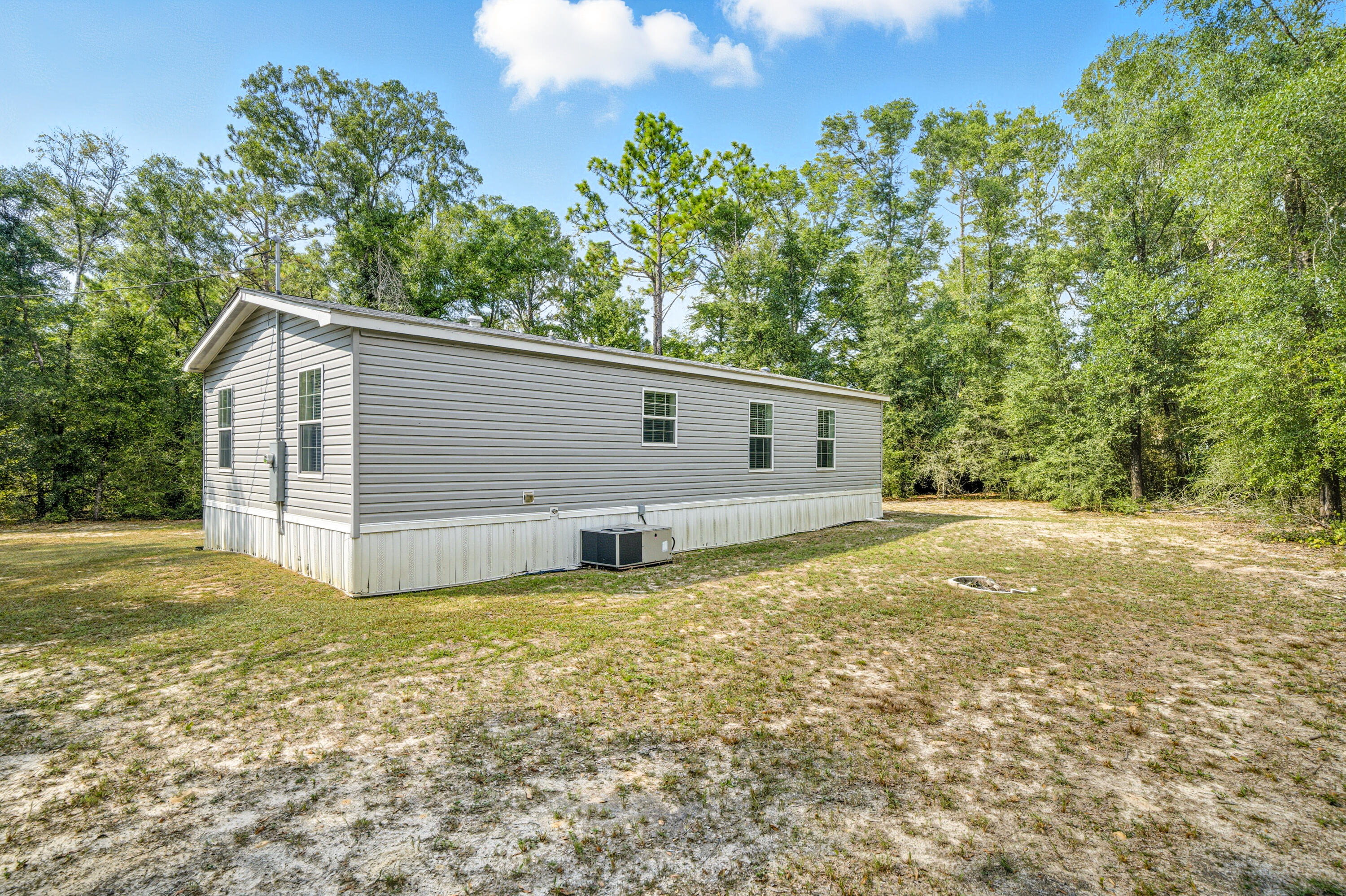 COUNTRY MANOR ESTATES - Residential