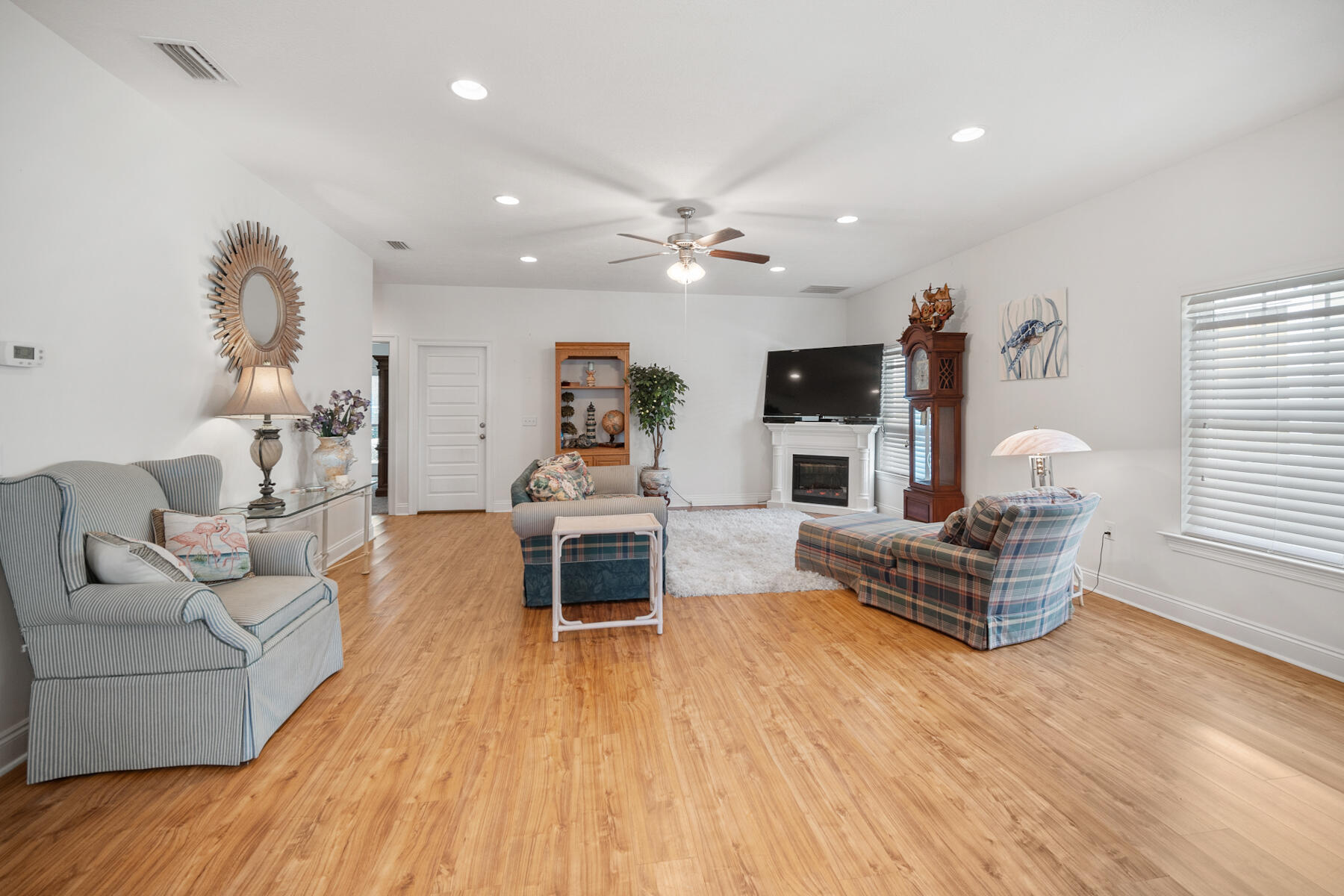 TURTLE COVE - Residential