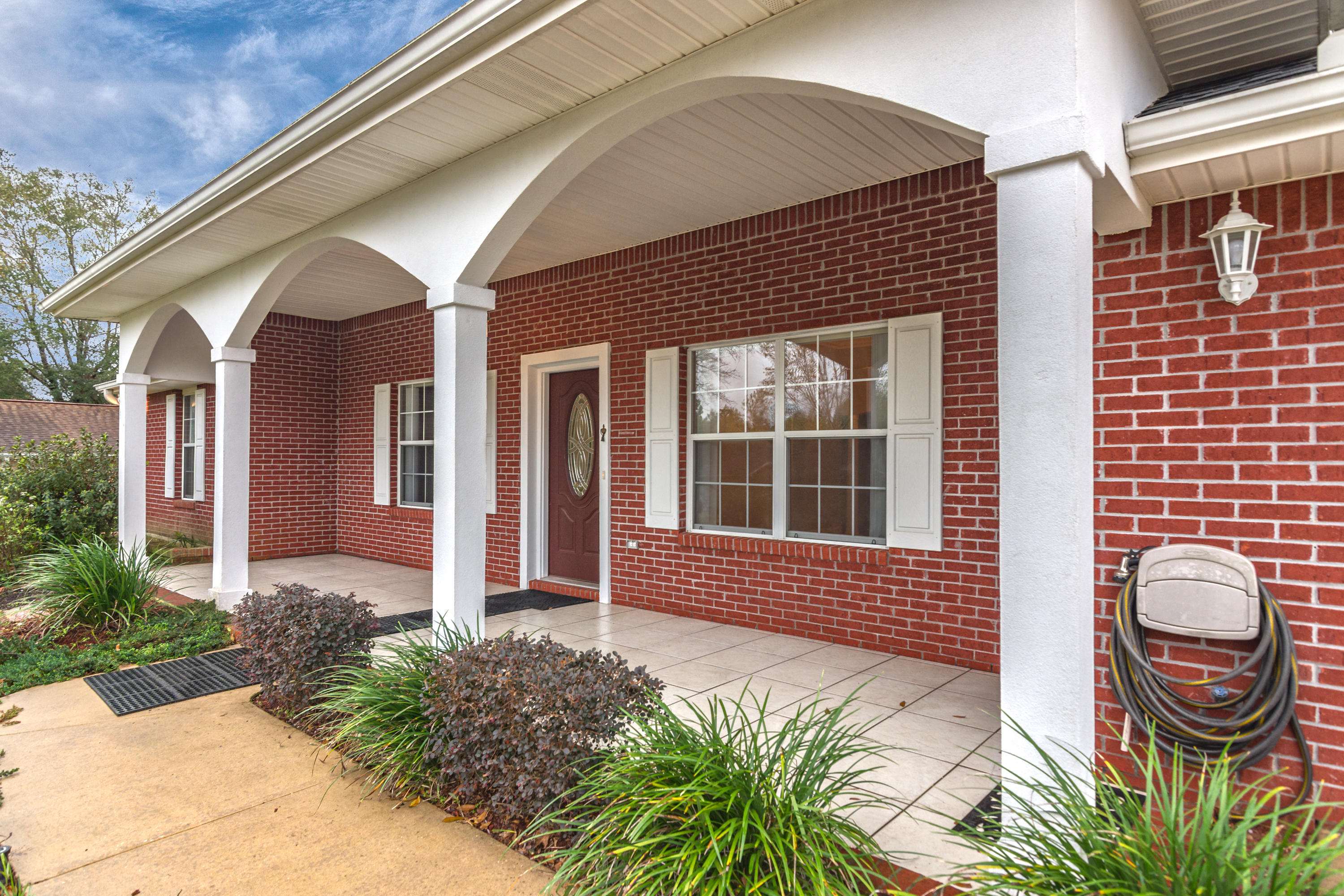 ROLLING HILLS ESTATES - Residential