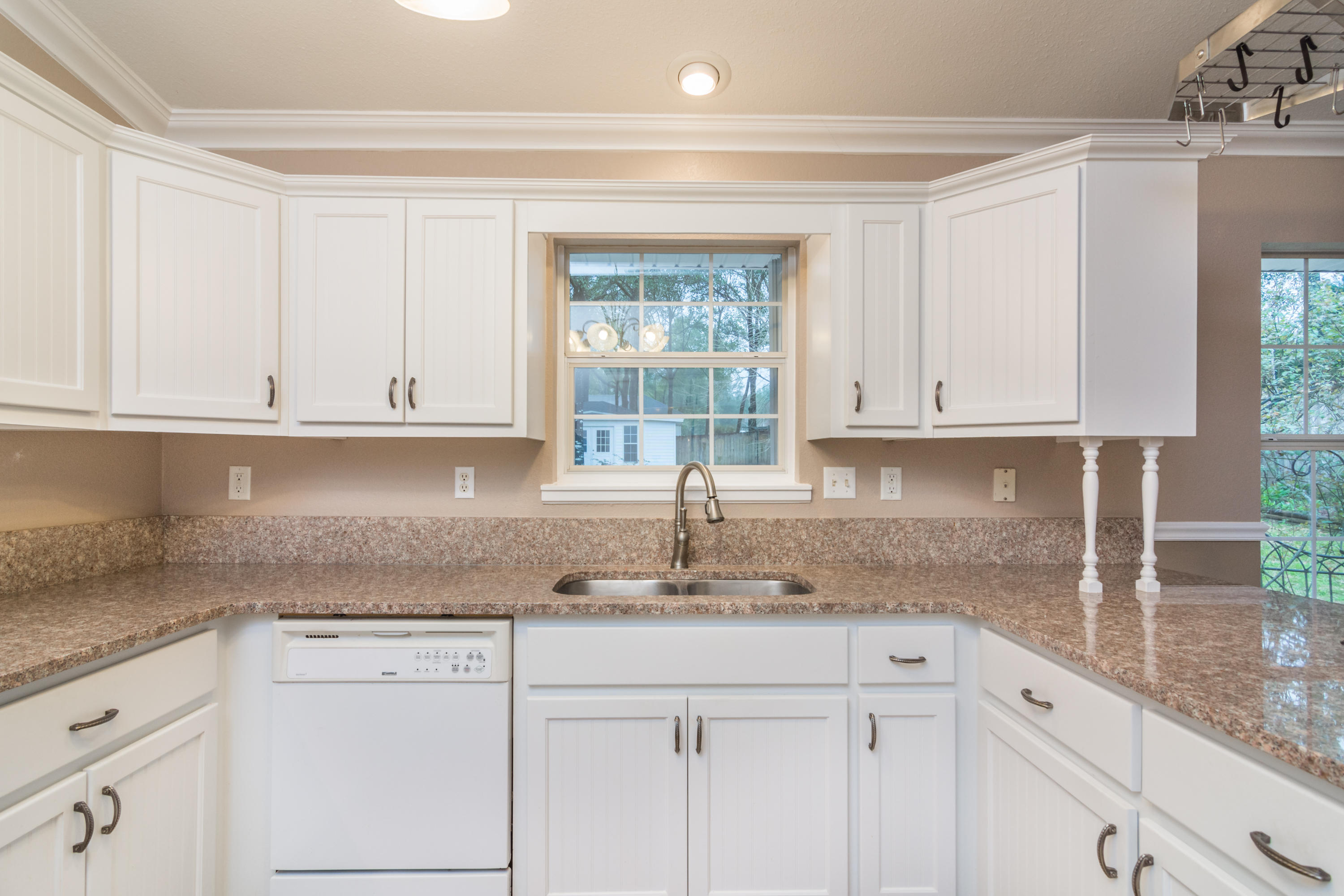ROLLING HILLS ESTATES - Residential