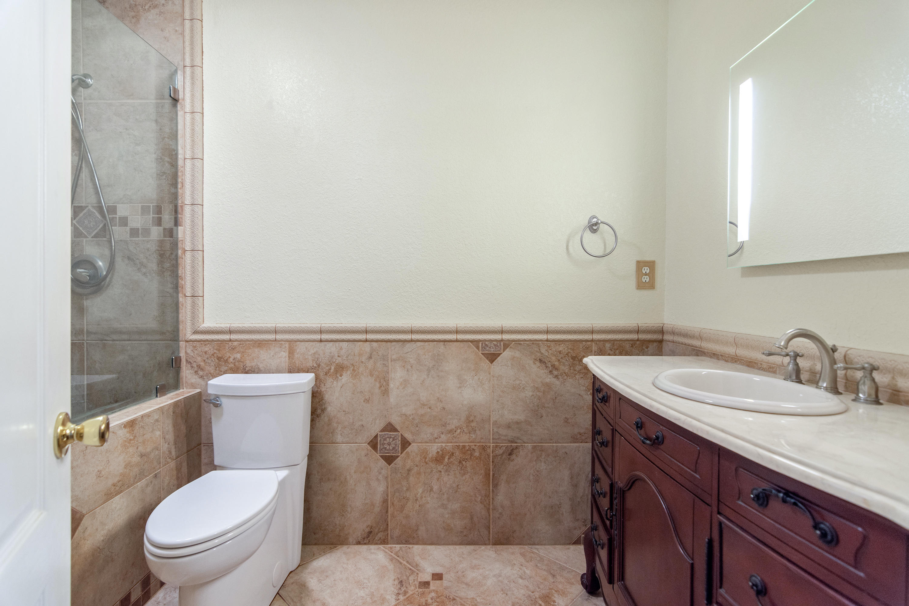 ROLLING HILLS ESTATES - Residential