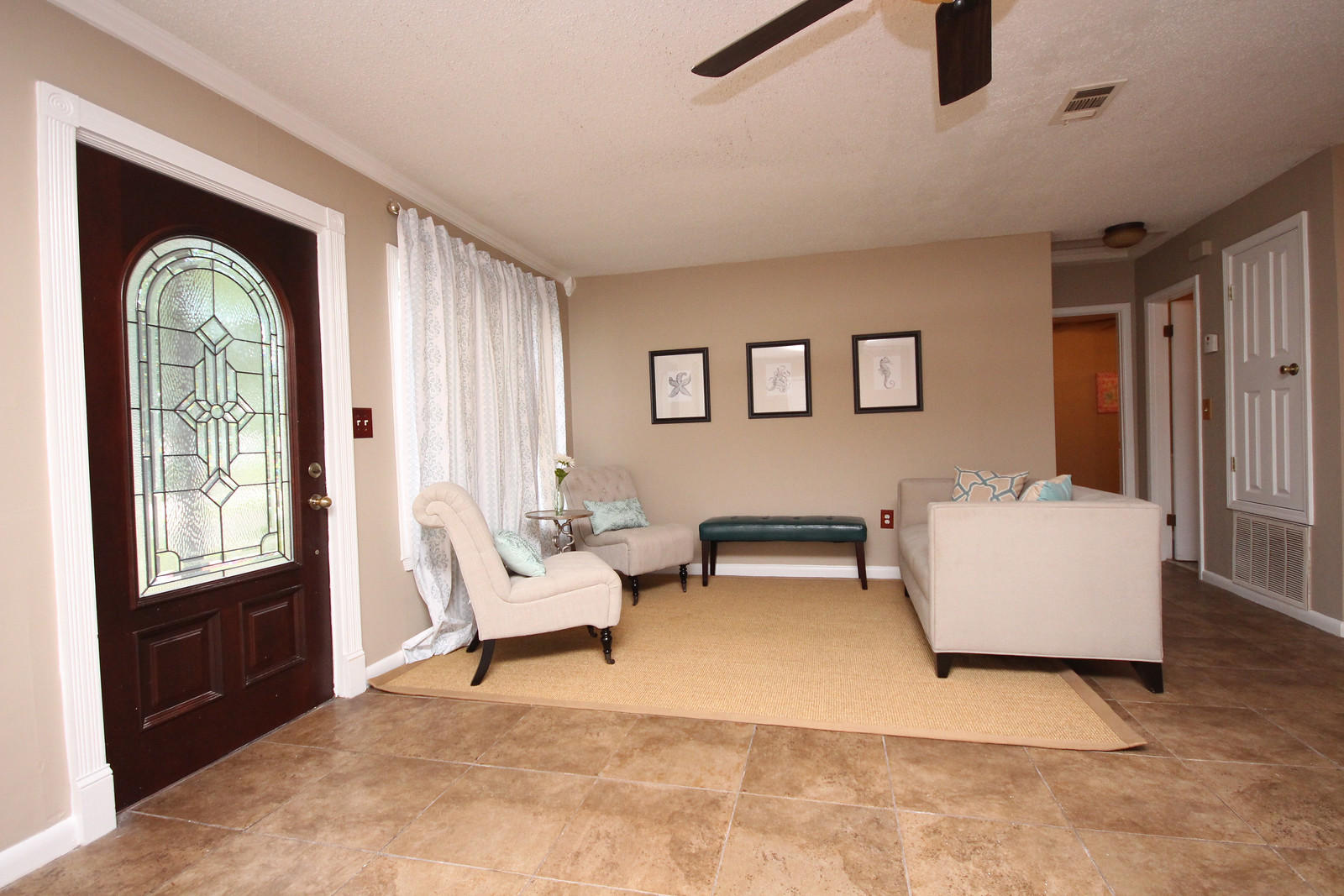 3RD ADD GARNIER BCH LOT 13 BLK 5 - Residential Lease