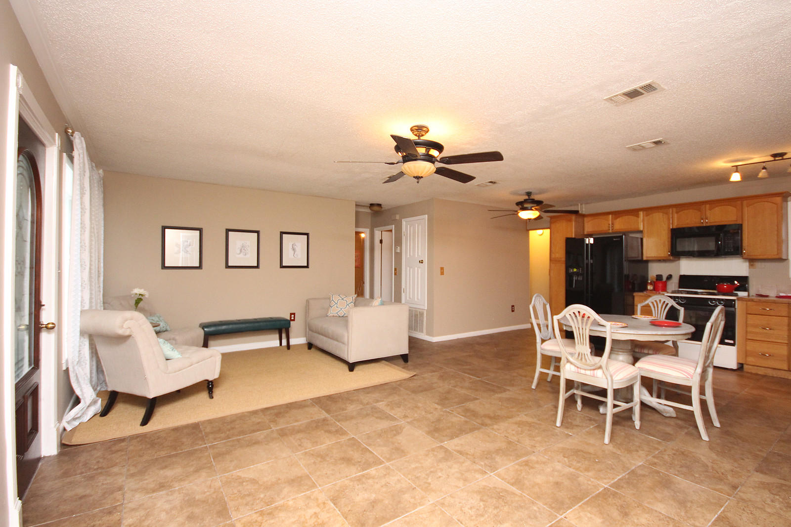 3RD ADD GARNIER BCH LOT 13 BLK 5 - Residential Lease