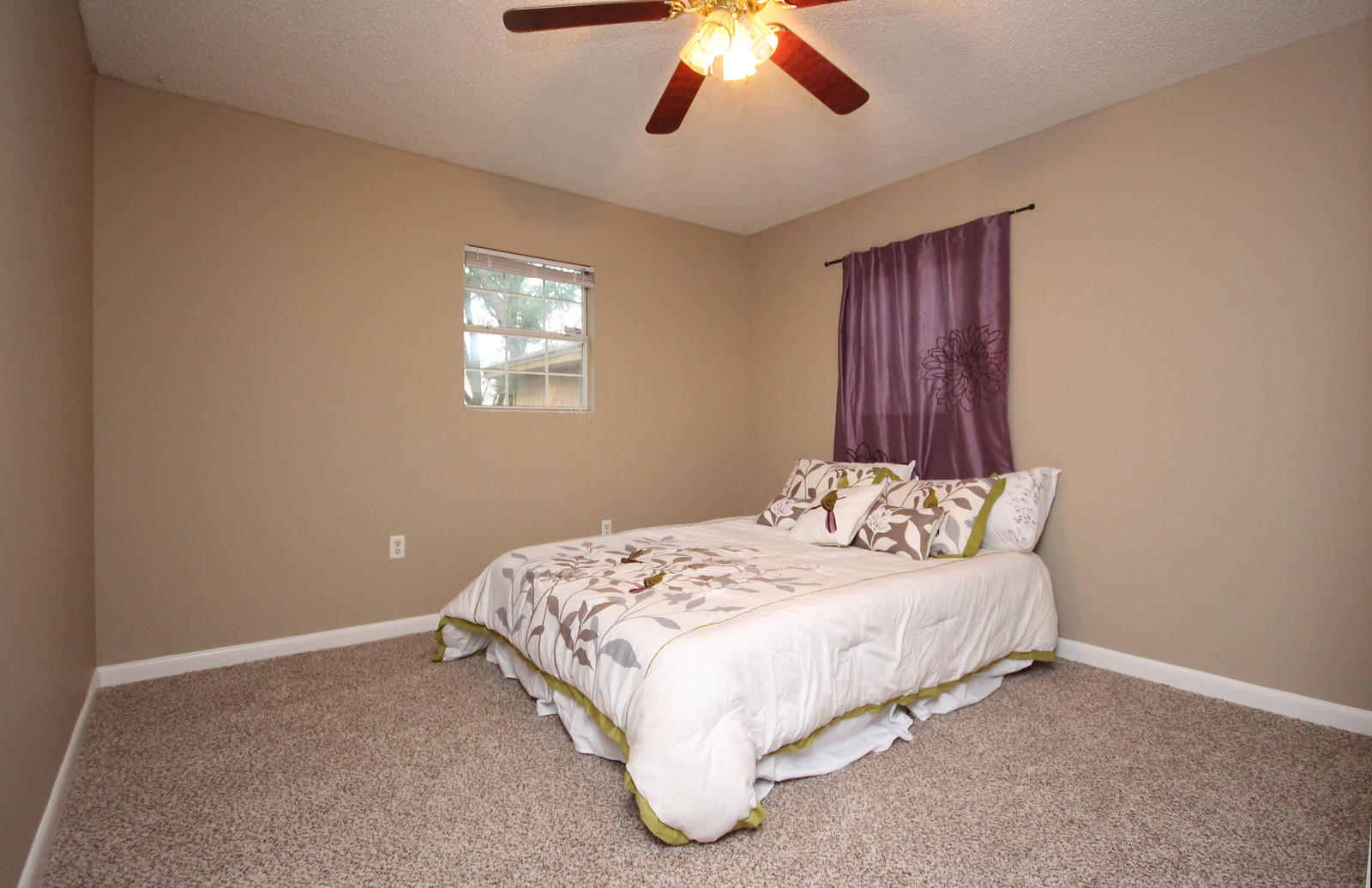 3RD ADD GARNIER BCH LOT 13 BLK 5 - Residential Lease