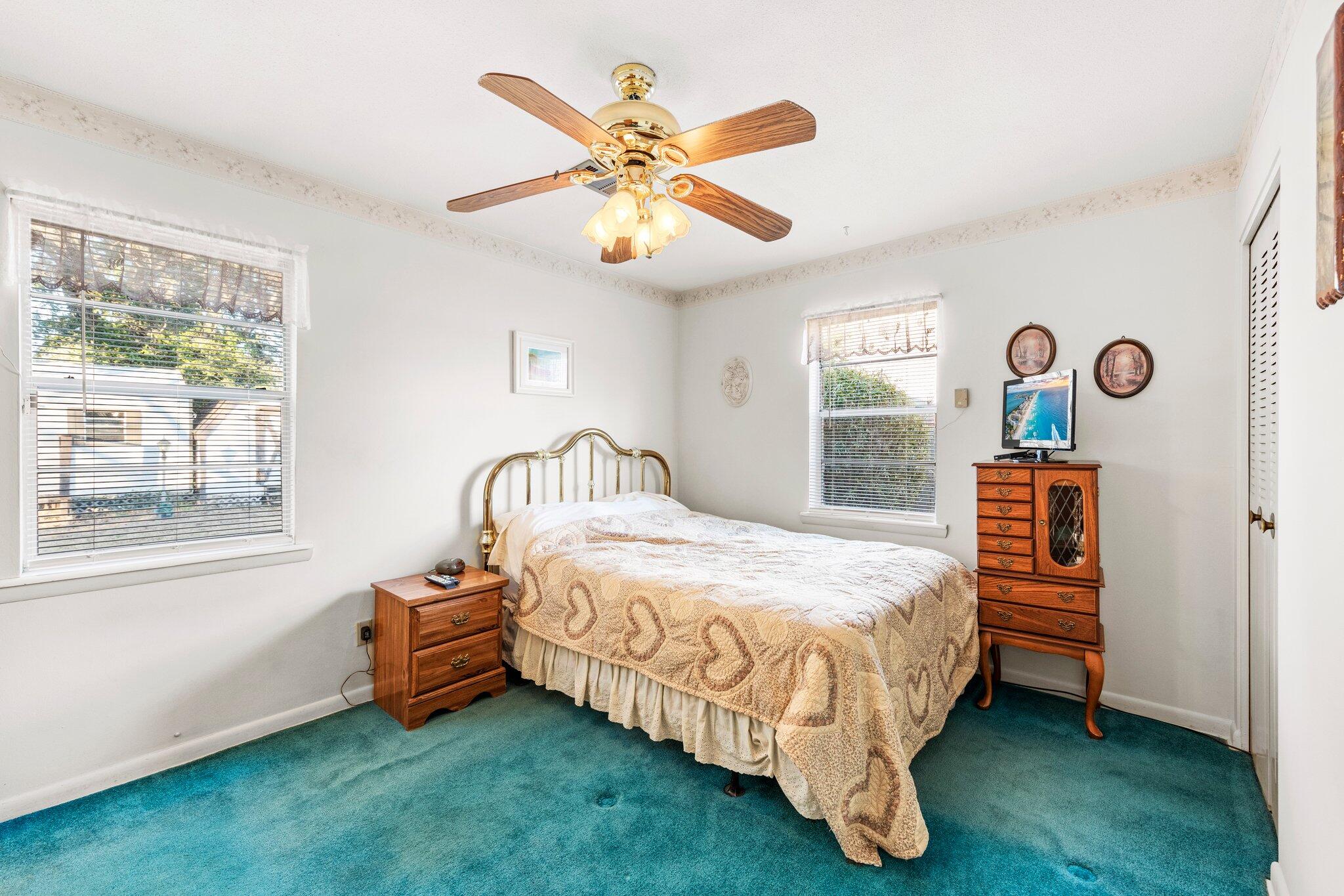 SANTASIA PARK 1ST ADD LOT 6 BLK D - Residential