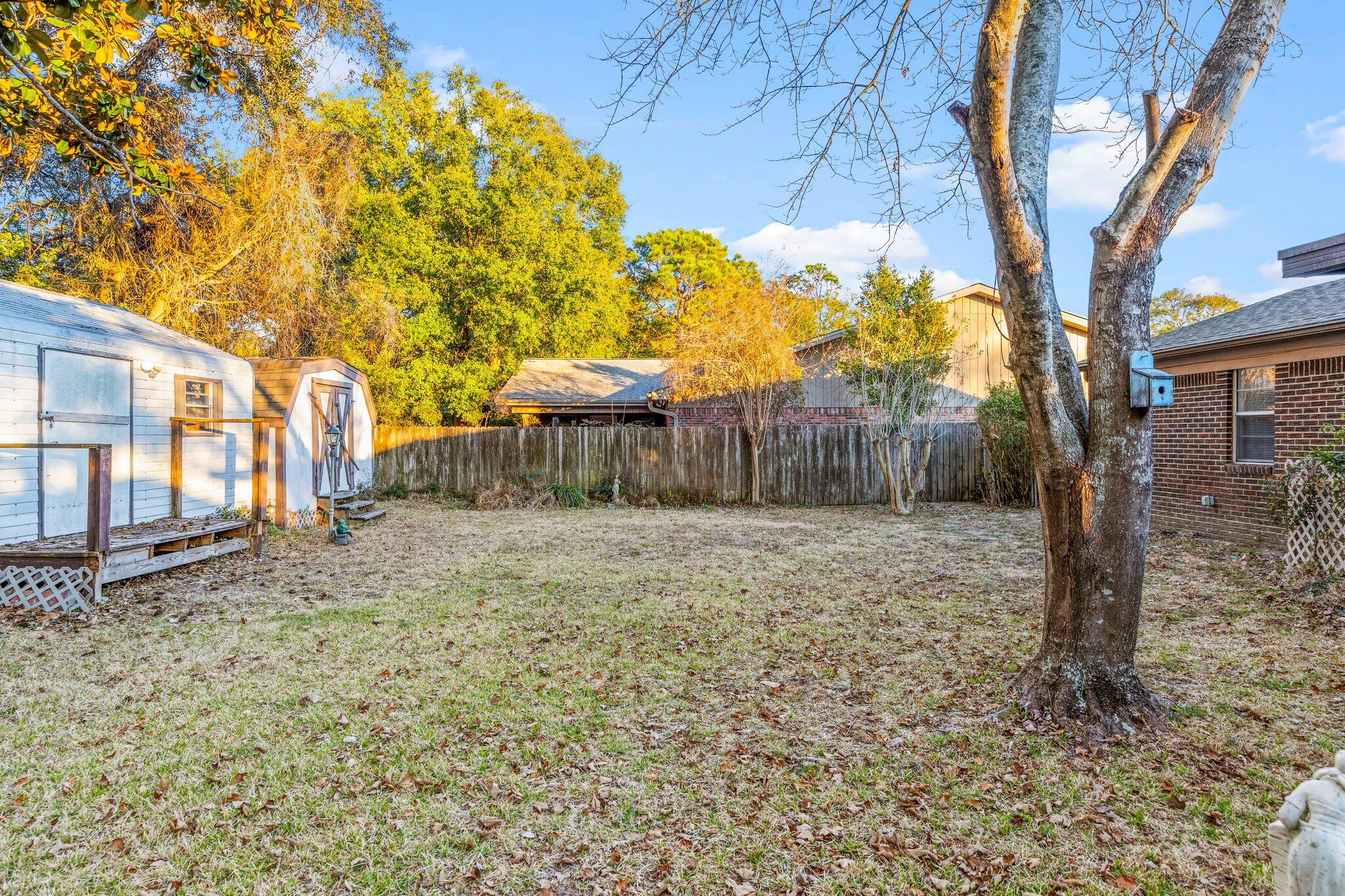 SANTASIA PARK 1ST ADD LOT 6 BLK D - Residential