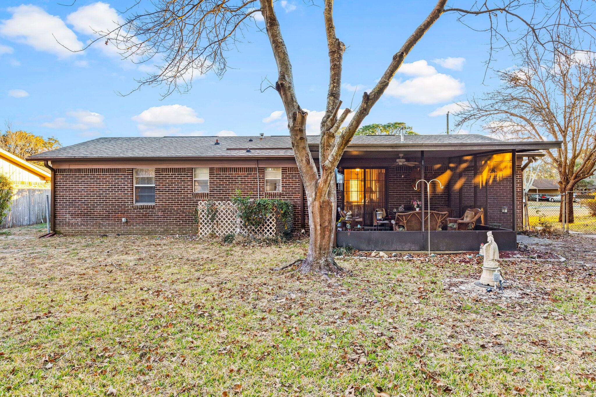 SANTASIA PARK 1ST ADD LOT 6 BLK D - Residential