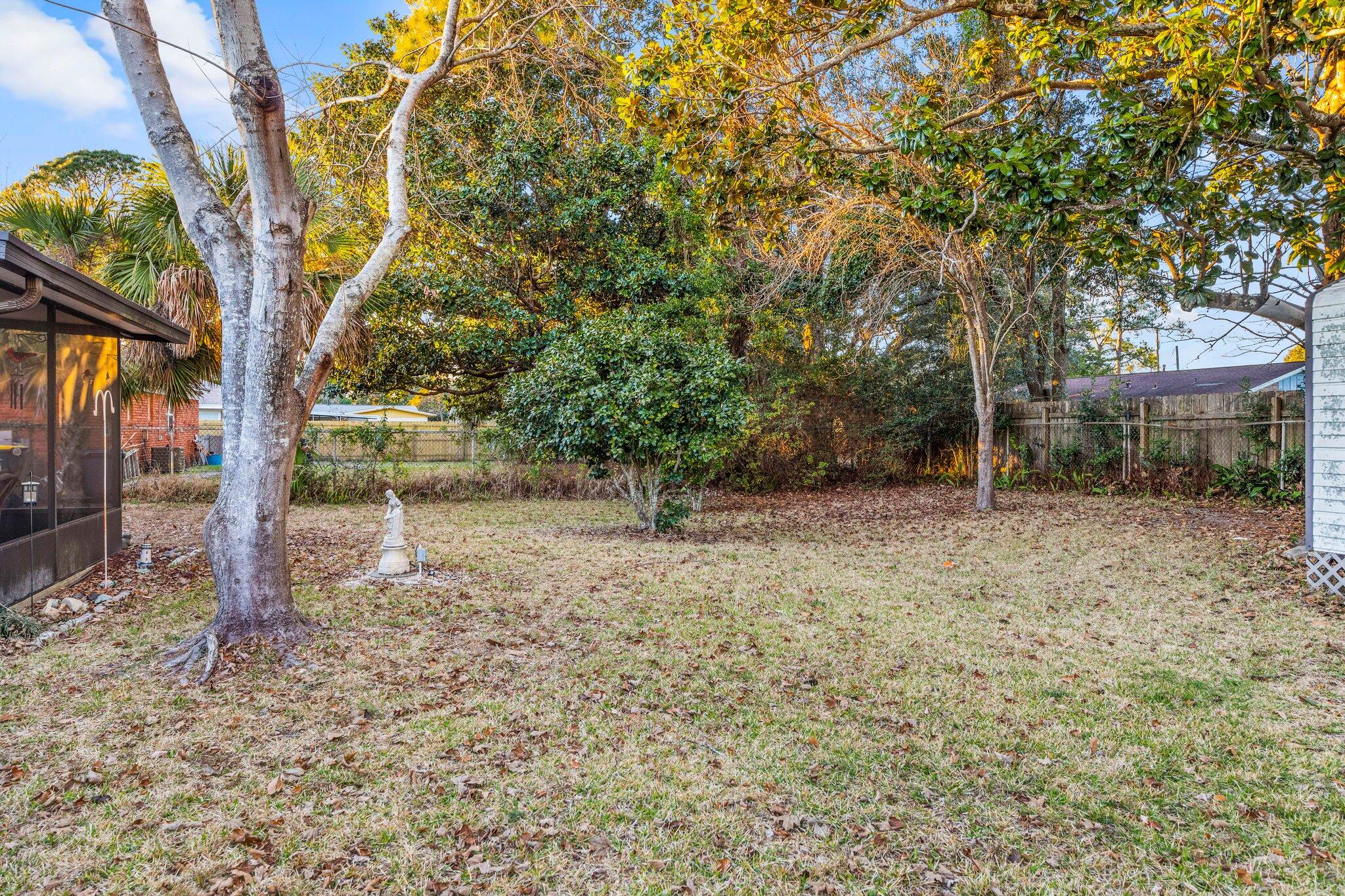 SANTASIA PARK 1ST ADD LOT 6 BLK D - Residential