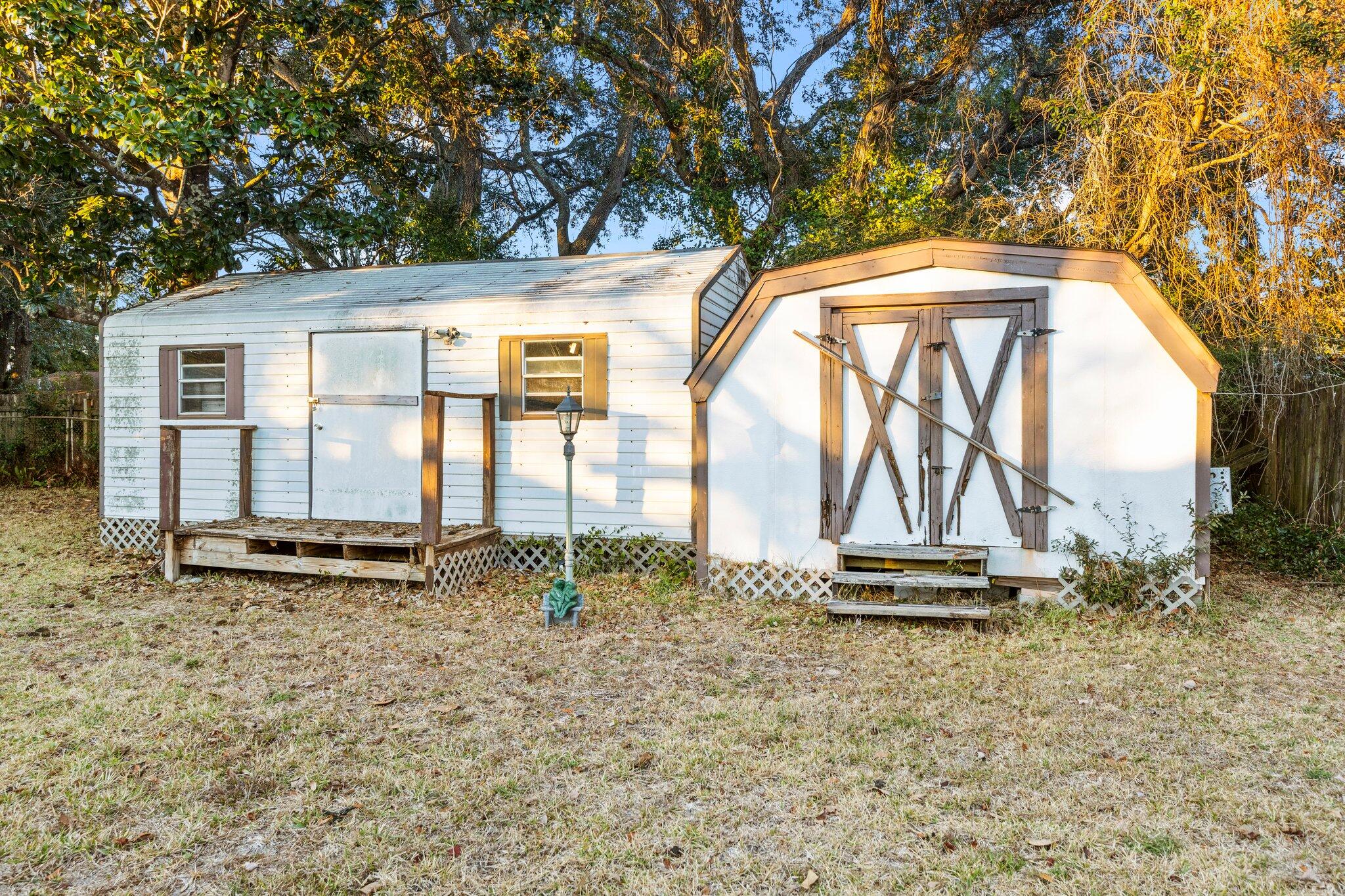 SANTASIA PARK 1ST ADD LOT 6 BLK D - Residential