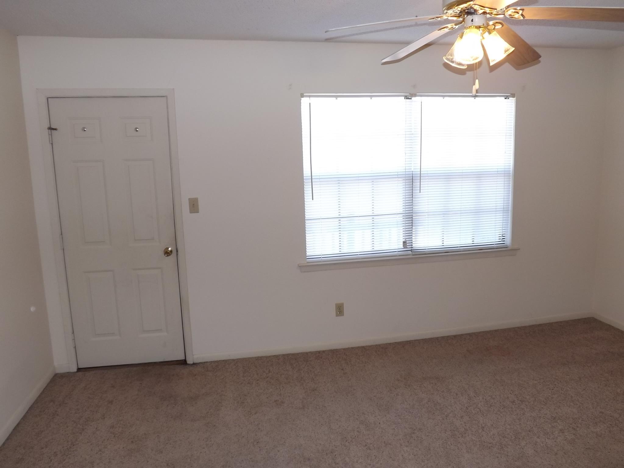 PARK VIEW T/H UNIT 7 - Residential