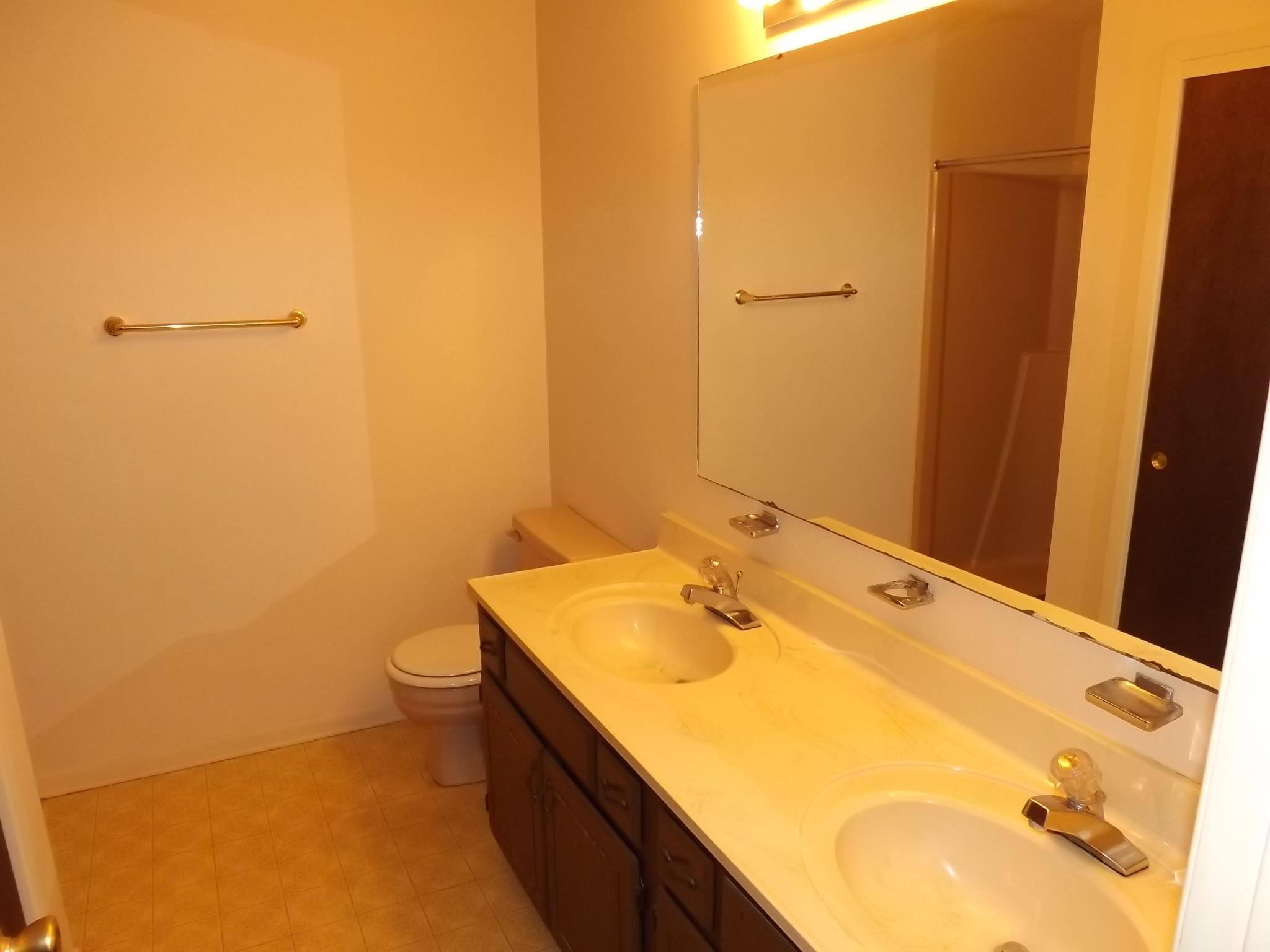 PARK VIEW T/H UNIT 7 - Residential