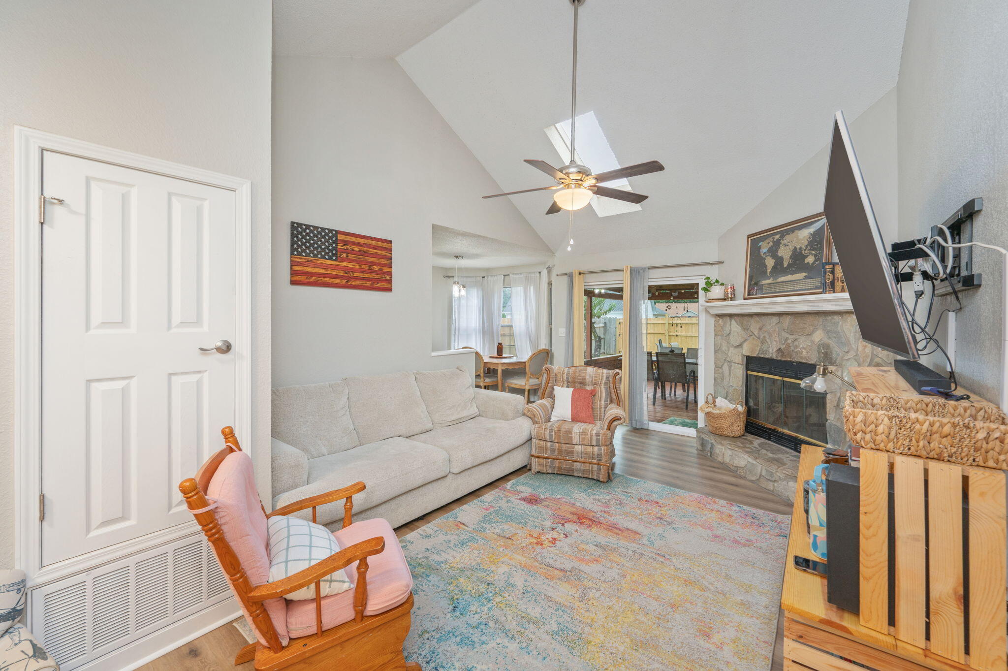 SHOAL TERRACE ESTATES - Residential Lease