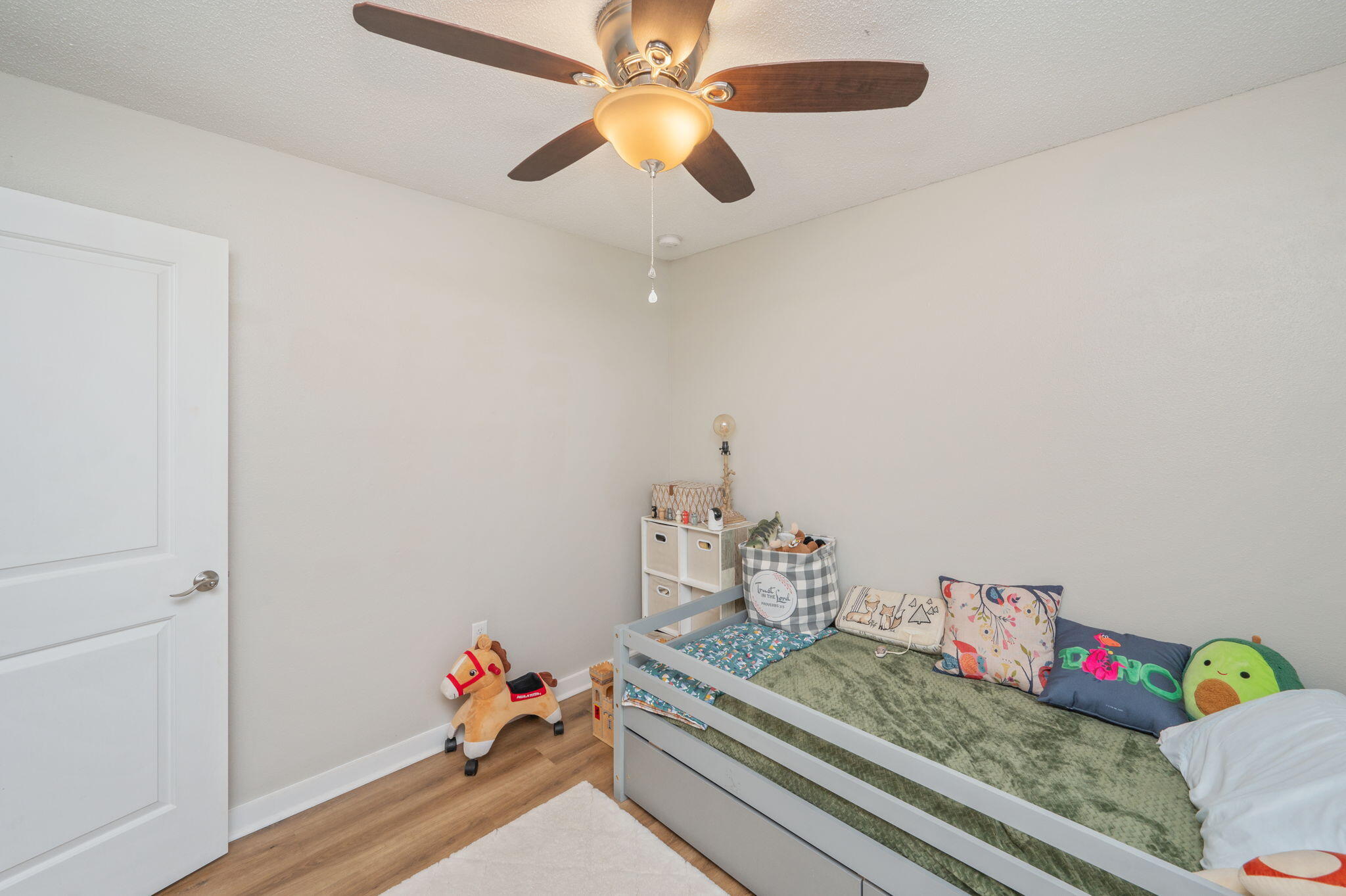 SHOAL TERRACE ESTATES - Residential Lease
