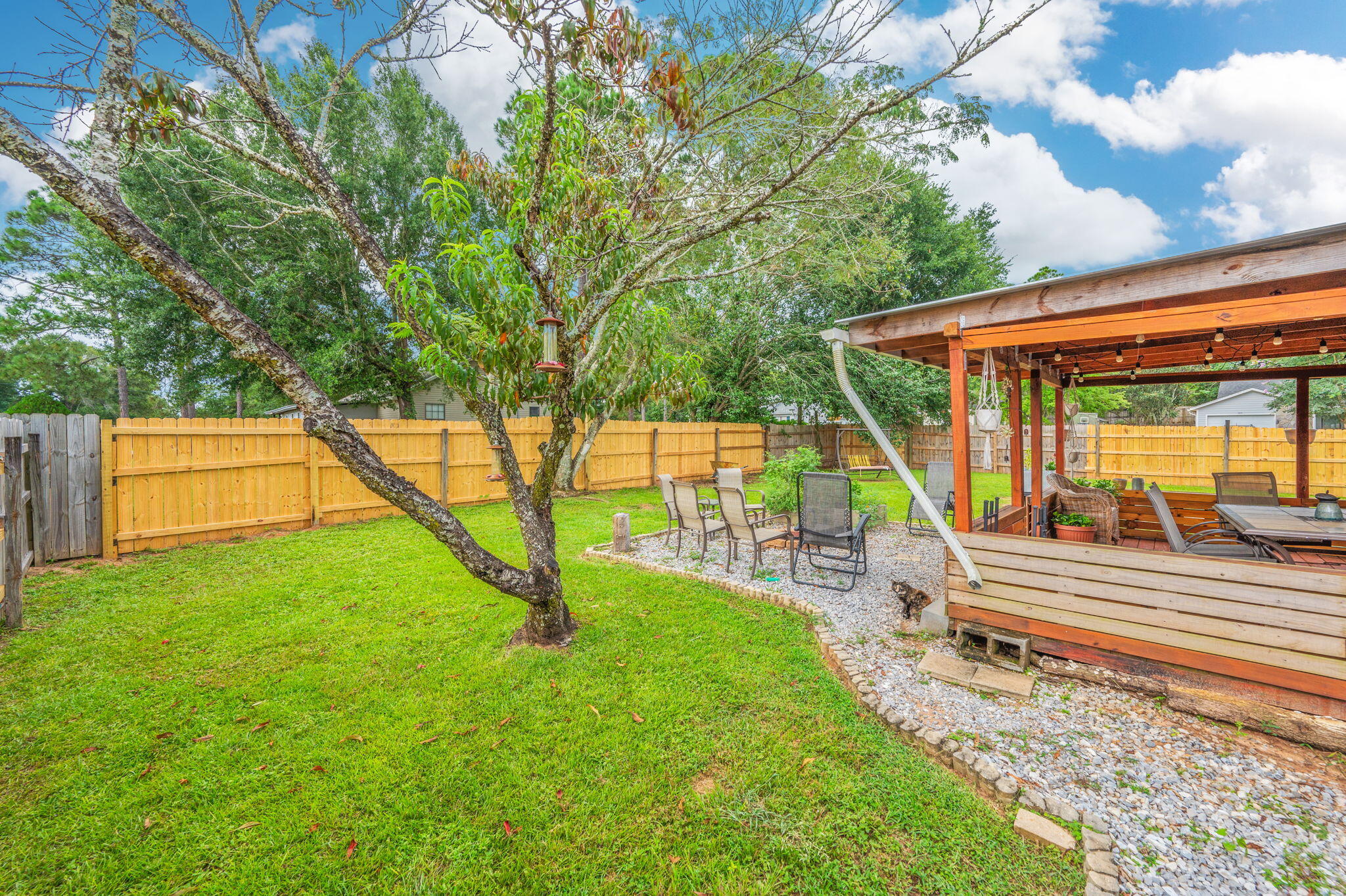 SHOAL TERRACE ESTATES - Residential Lease