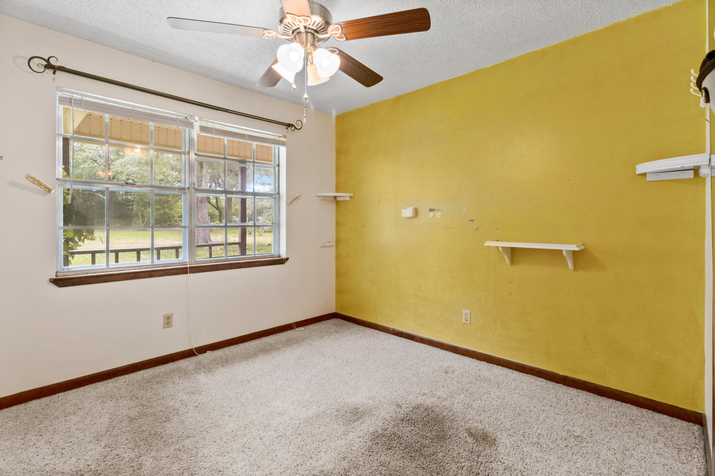 NO RECORDED SUBDIVISION - Residential