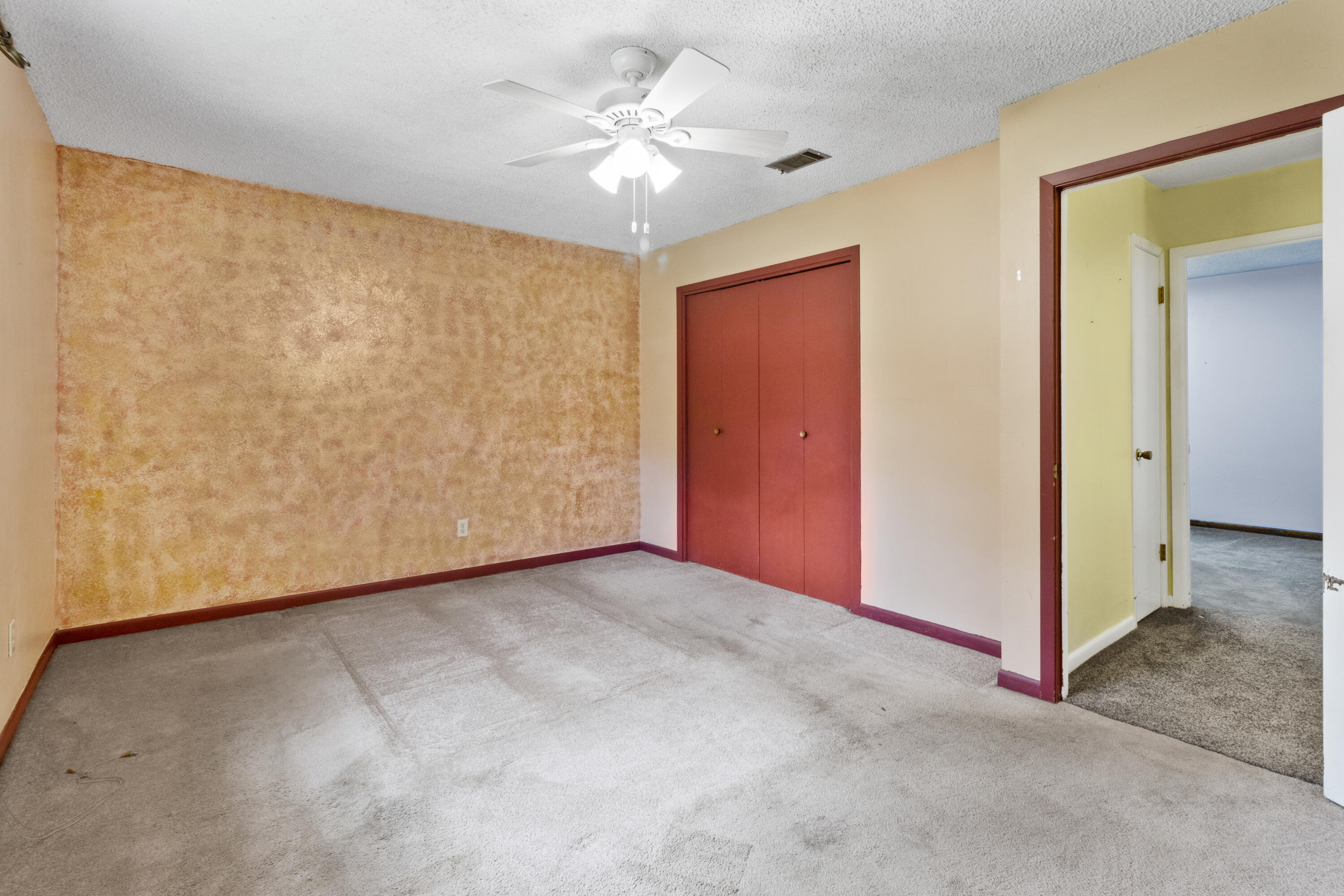 NO RECORDED SUBDIVISION - Residential