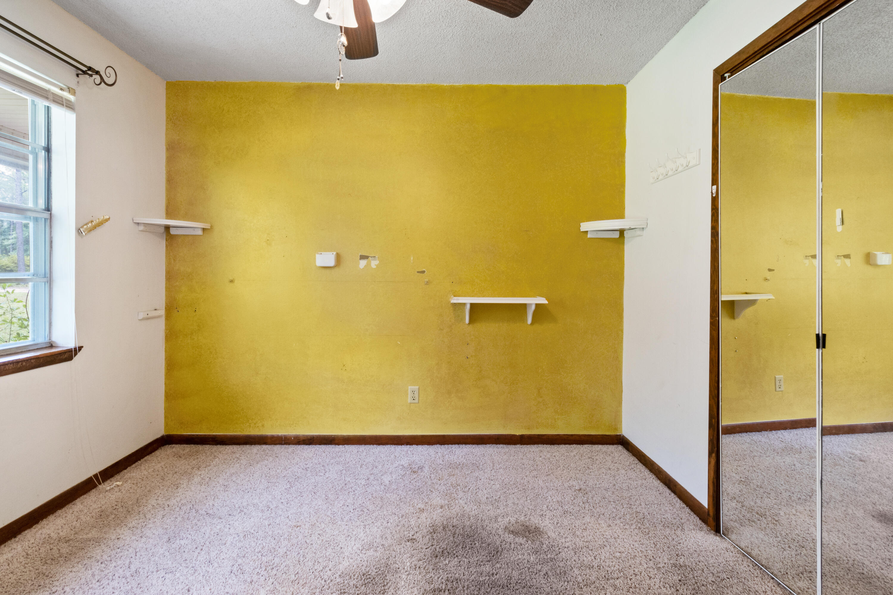 NO RECORDED SUBDIVISION - Residential