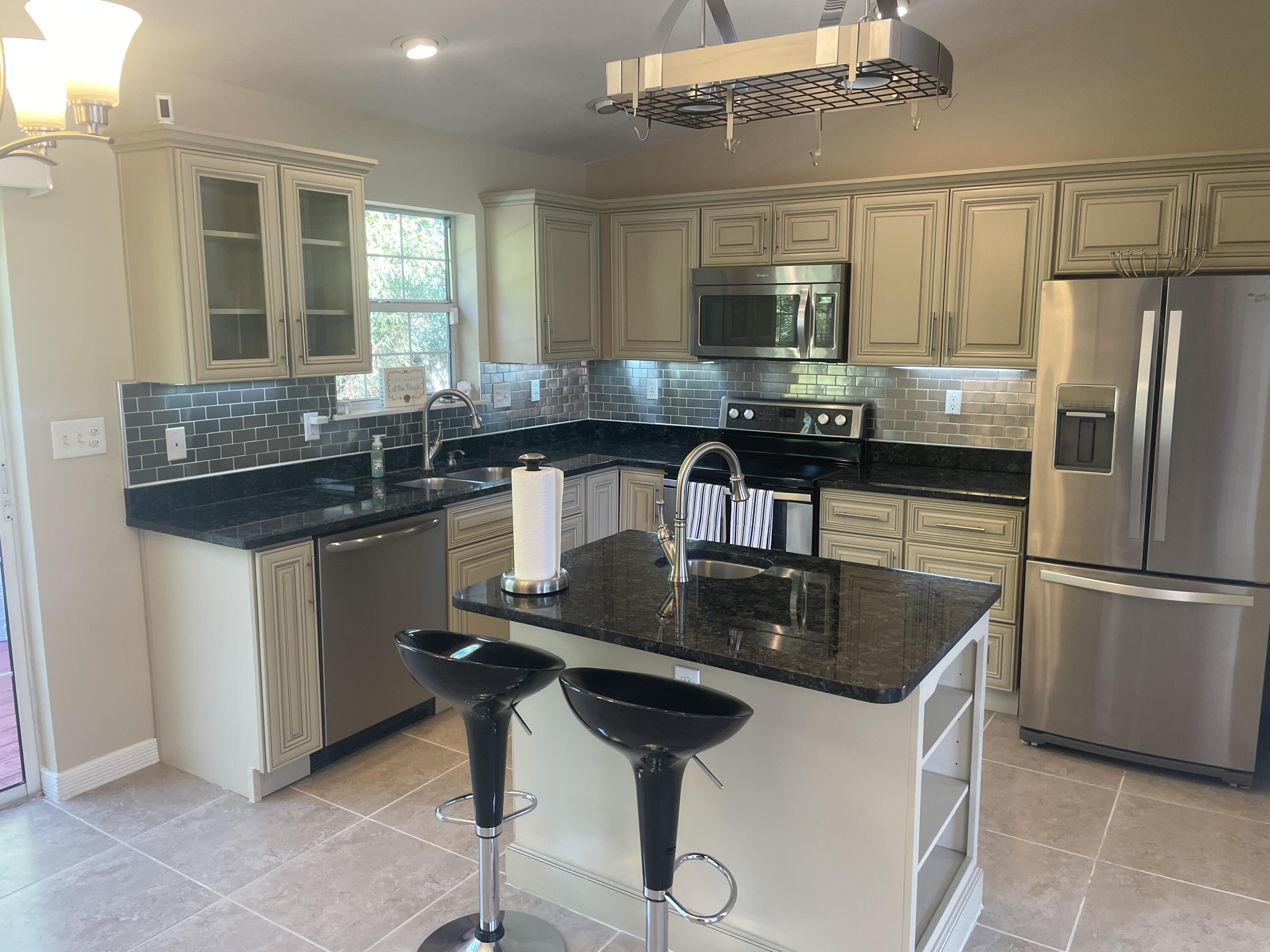 PALMETTO PLANTATION - Residential
