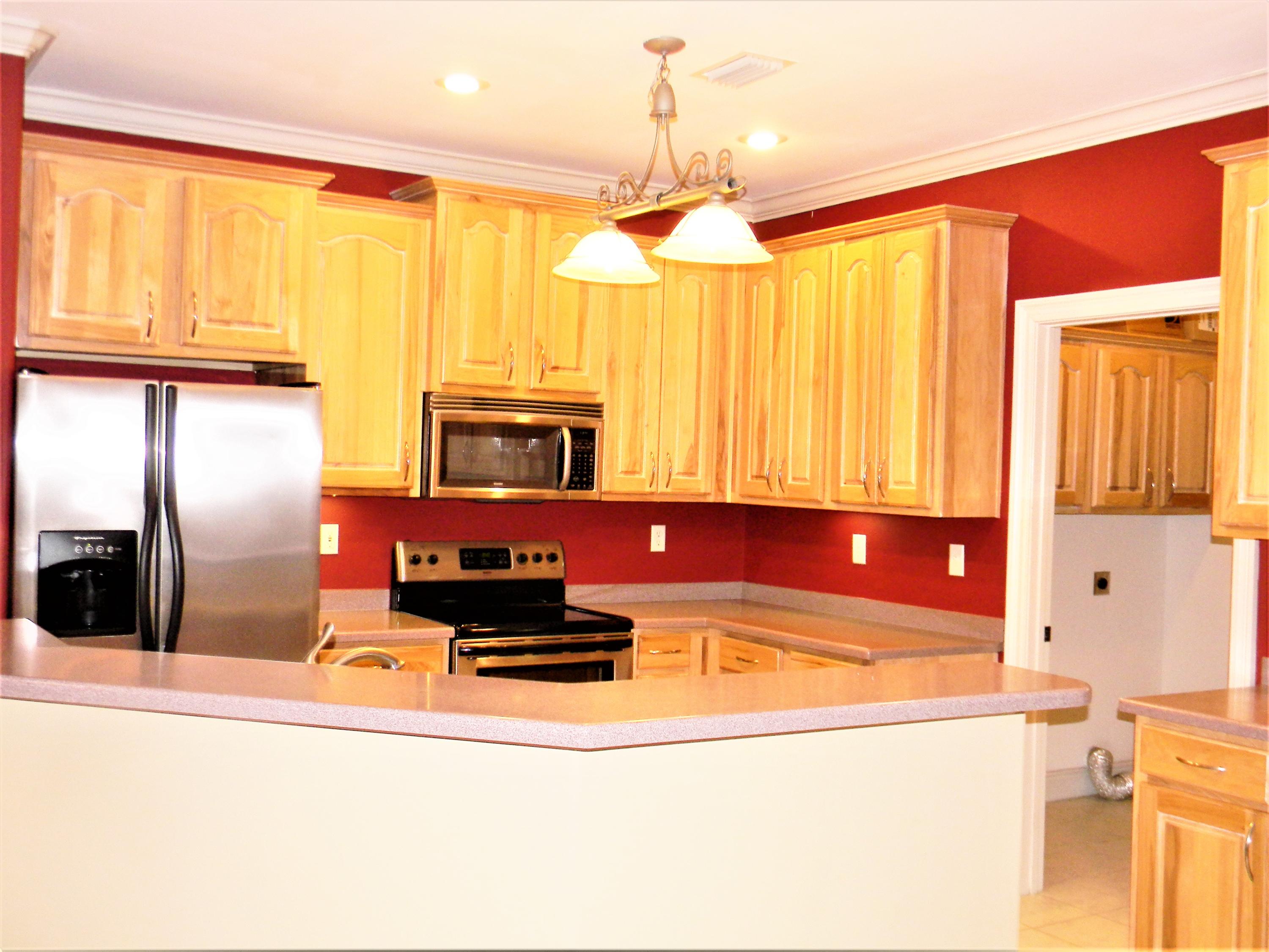 CHARDONNAY ESTATES - Residential